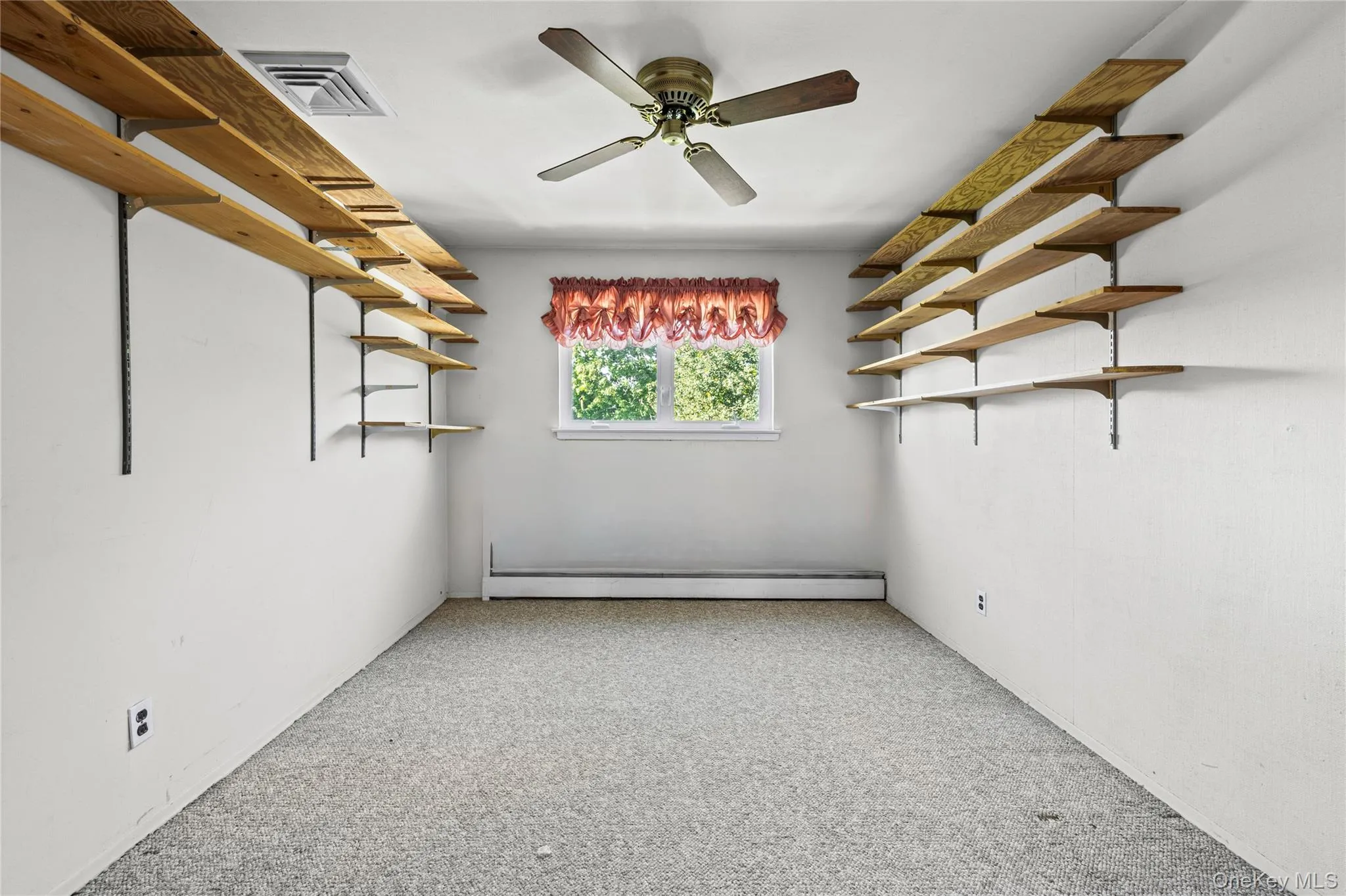 511 Elwood Road, Huntington, NY, 4 Bedrooms Bedrooms, 8 Rooms Rooms,3 BathroomsBathrooms,Residential,For Rent,Elwood,0,1056342 511 Elwood Road, Huntington, NY, 4 Bedrooms Bedrooms, 8 Rooms Rooms,3 BathroomsBathrooms,Residential,For Rent,Elwood,0,1056342