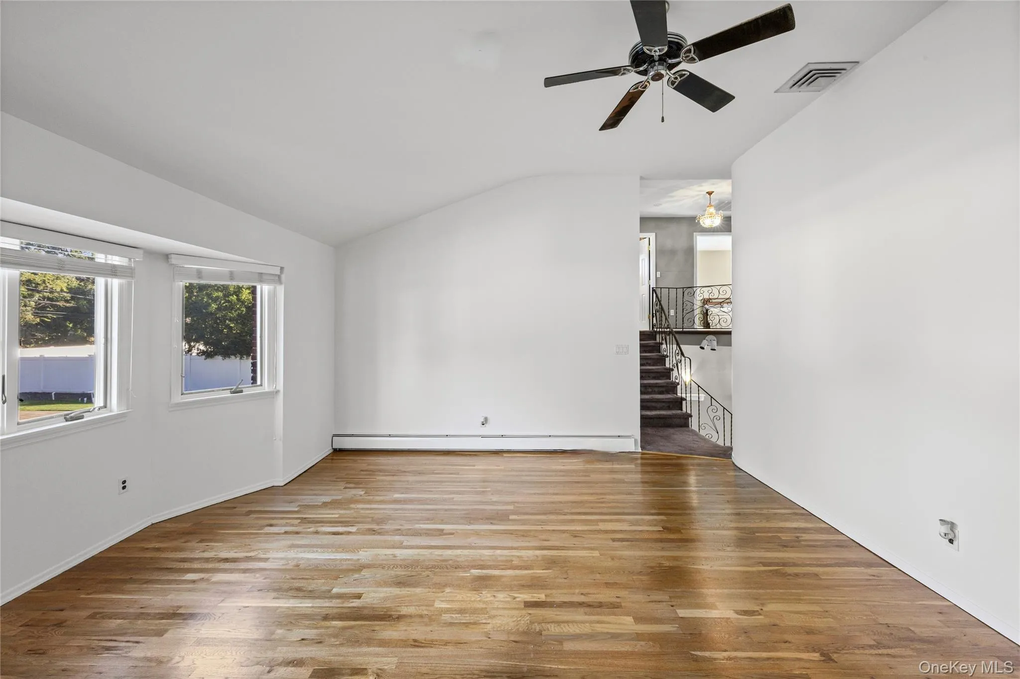 511 Elwood Road, Huntington, NY, 4 Bedrooms Bedrooms, 8 Rooms Rooms,3 BathroomsBathrooms,Residential,For Rent,Elwood,0,1056342 511 Elwood Road, Huntington, NY, 4 Bedrooms Bedrooms, 8 Rooms Rooms,3 BathroomsBathrooms,Residential,For Rent,Elwood,0,1056342