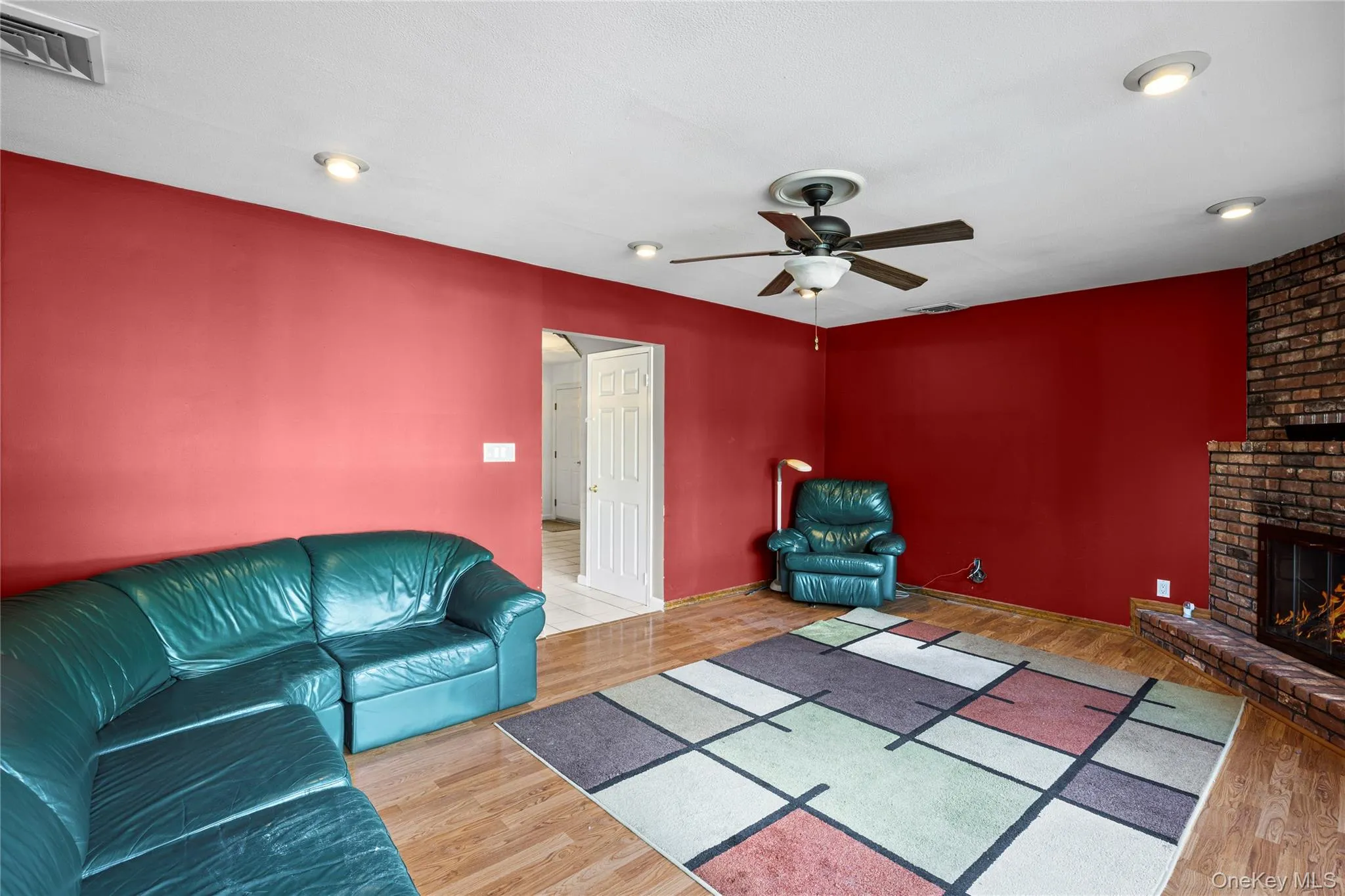 511 Elwood Road, Huntington, NY, 4 Bedrooms Bedrooms, 8 Rooms Rooms,3 BathroomsBathrooms,Residential,For Rent,Elwood,0,1056342 511 Elwood Road, Huntington, NY, 4 Bedrooms Bedrooms, 8 Rooms Rooms,3 BathroomsBathrooms,Residential,For Rent,Elwood,0,1056342