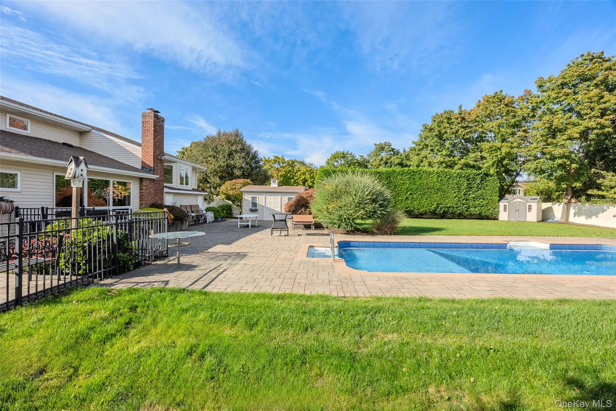 511 Elwood Road, Huntington, NY, 4 Bedrooms Bedrooms, 8 Rooms Rooms,3 BathroomsBathrooms,Residential,For Rent,Elwood,0,1056342 511 Elwood Road, Huntington, NY, 4 Bedrooms Bedrooms, 8 Rooms Rooms,3 BathroomsBathrooms,Residential,For Rent,Elwood,0,1056342