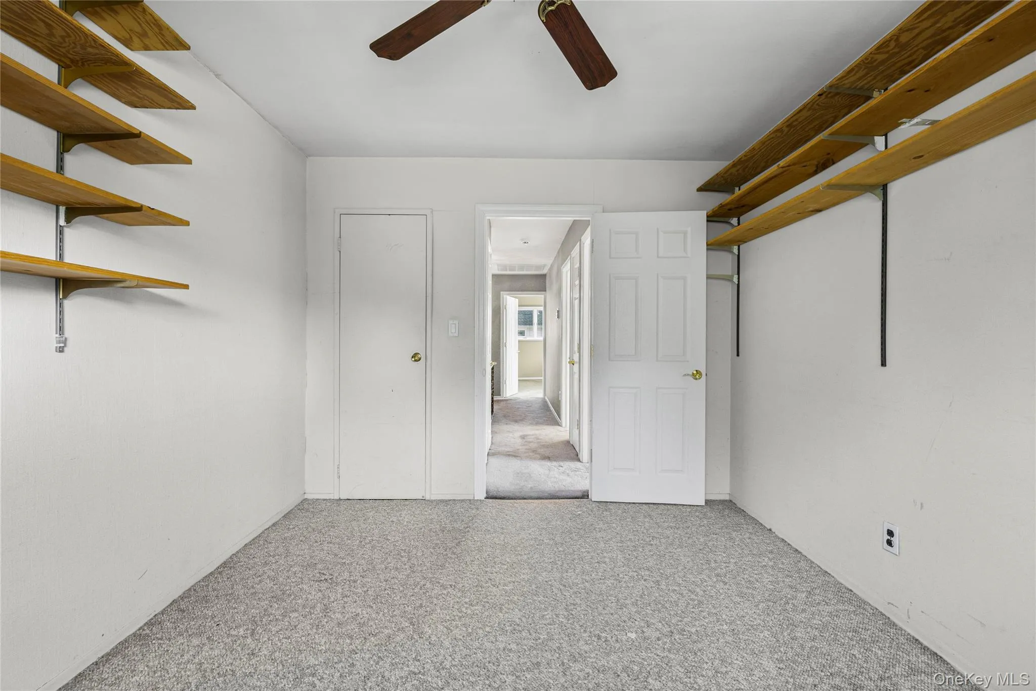 511 Elwood Road, Huntington, NY, 4 Bedrooms Bedrooms, 8 Rooms Rooms,3 BathroomsBathrooms,Residential,For Rent,Elwood,0,1056342 511 Elwood Road, Huntington, NY, 4 Bedrooms Bedrooms, 8 Rooms Rooms,3 BathroomsBathrooms,Residential,For Rent,Elwood,0,1056342