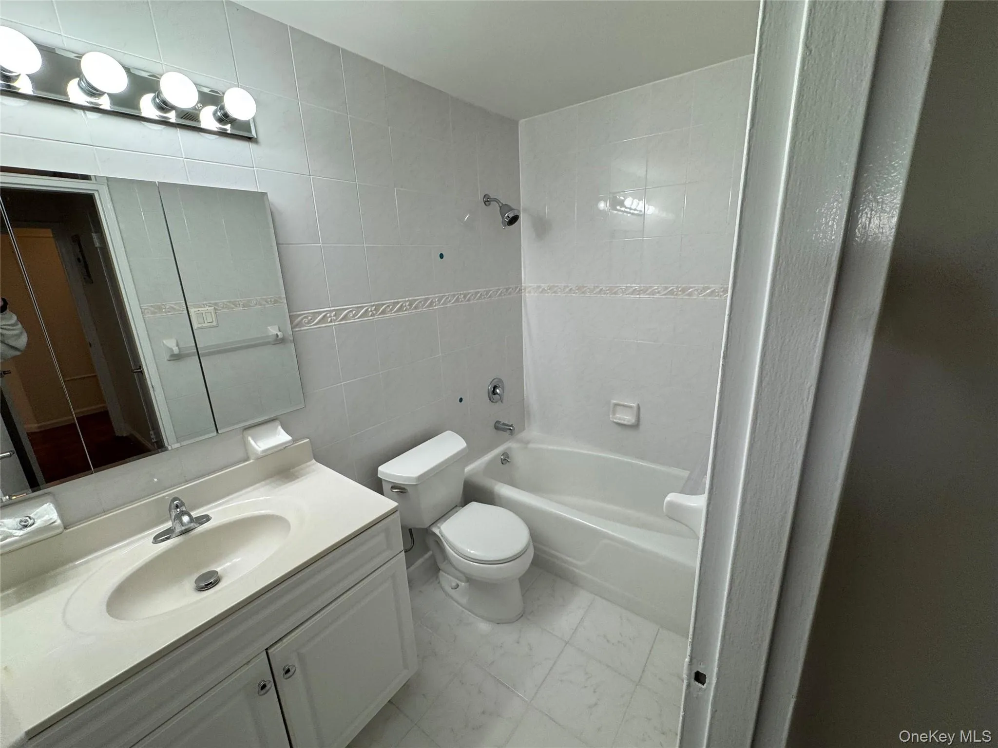 750 Shore Road, Long Beach, NY, 1 Bedroom Bedrooms, 3 Rooms Rooms,1 BathroomBathrooms,Residential,For Rent,Shore,0,1056346 750 Shore Road, Long Beach, NY, 1 Bedroom Bedrooms, 3 Rooms Rooms,1 BathroomBathrooms,Residential,For Rent,Shore,0,1056346