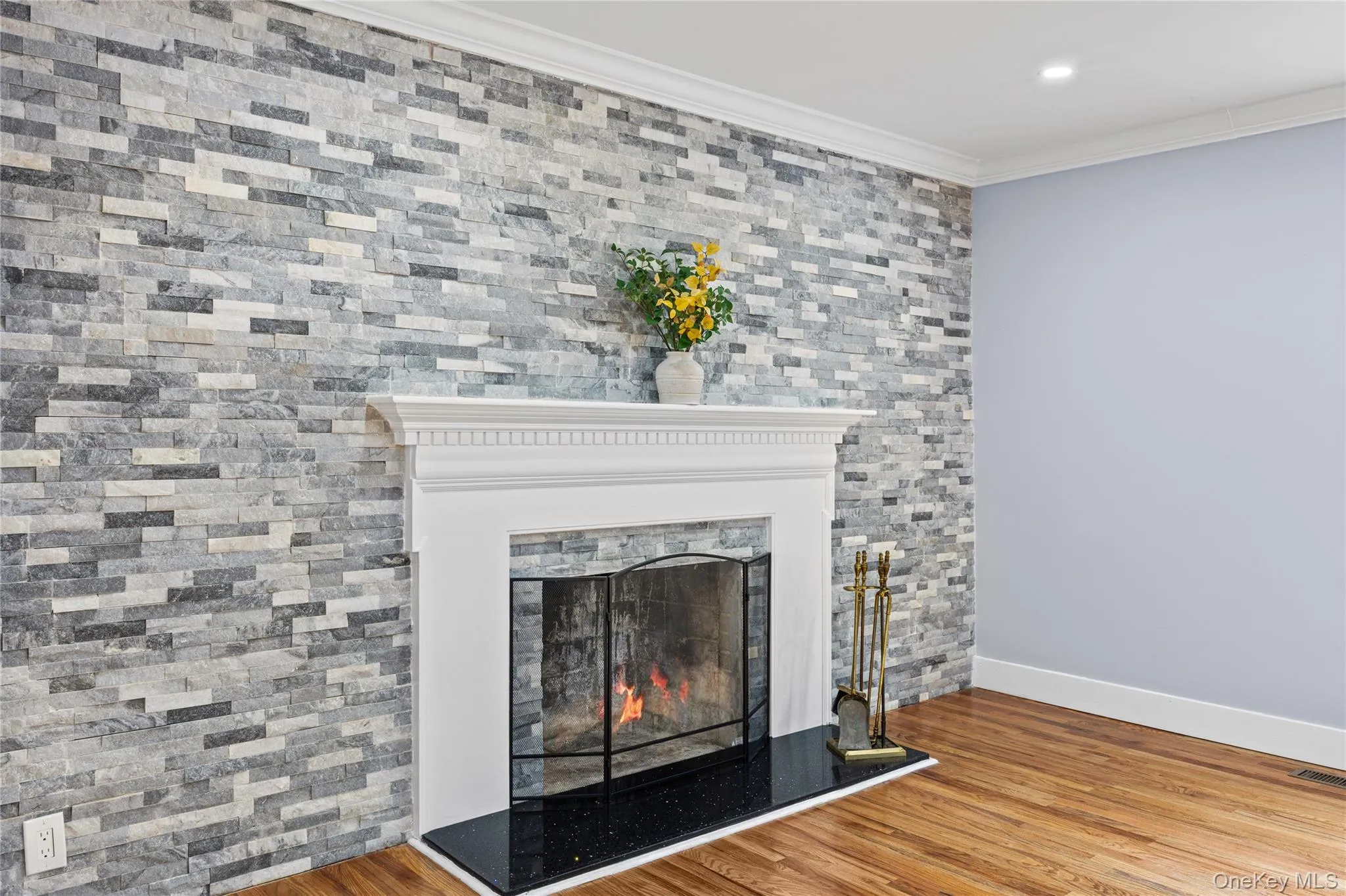 81 Rowe Avenue, Hempstead, NY, 4 Bedrooms Bedrooms, 8 Rooms Rooms,2 BathroomsBathrooms,Residential,For Rent,Rowe,0,1056358 81 Rowe Avenue, Hempstead, NY, 4 Bedrooms Bedrooms, 8 Rooms Rooms,2 BathroomsBathrooms,Residential,For Rent,Rowe,0,1056358