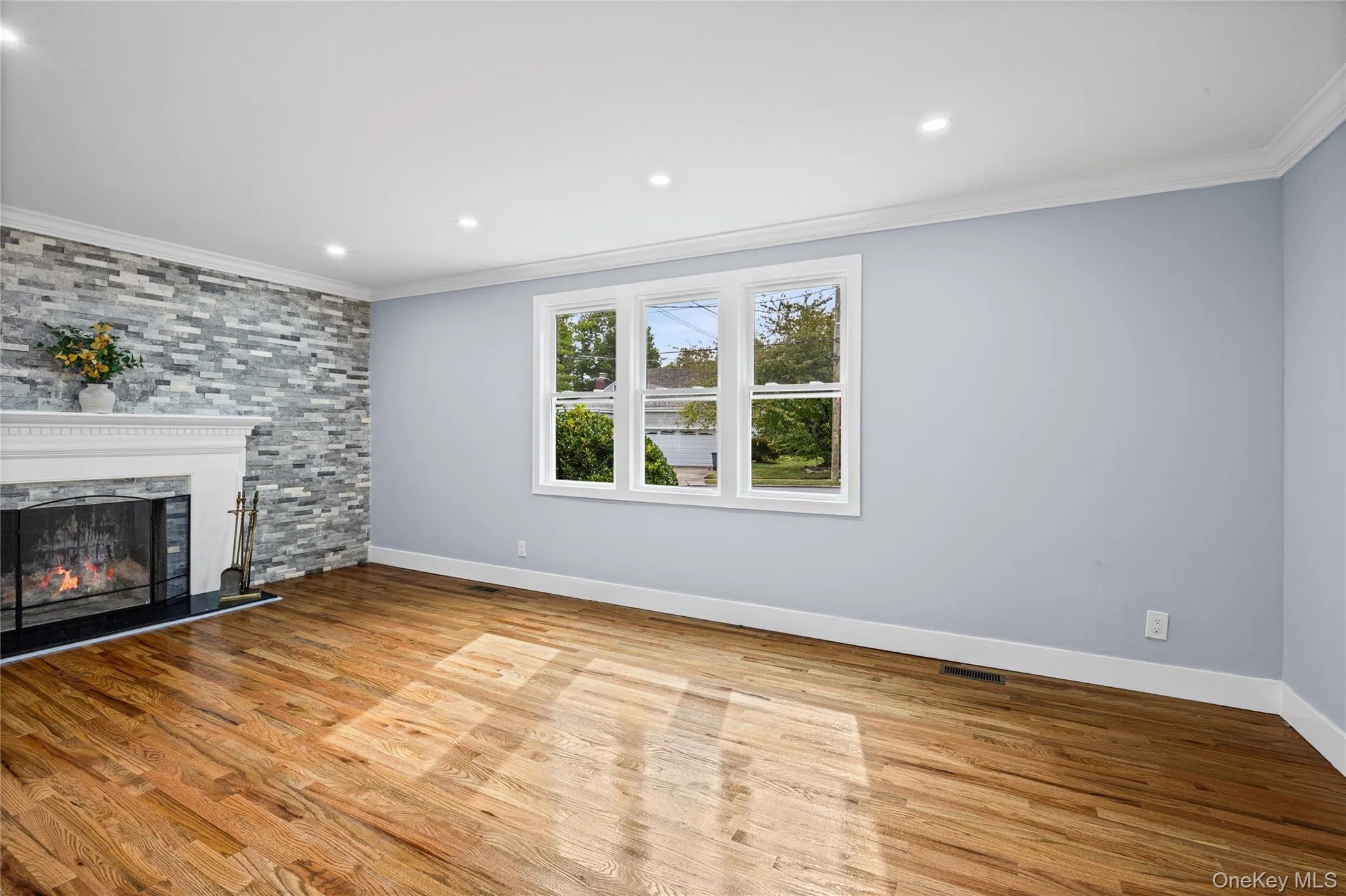 81 Rowe Avenue, Hempstead, NY, 4 Bedrooms Bedrooms, 8 Rooms Rooms,2 BathroomsBathrooms,Residential,For Rent,Rowe,0,1056358 81 Rowe Avenue, Hempstead, NY, 4 Bedrooms Bedrooms, 8 Rooms Rooms,2 BathroomsBathrooms,Residential,For Rent,Rowe,0,1056358