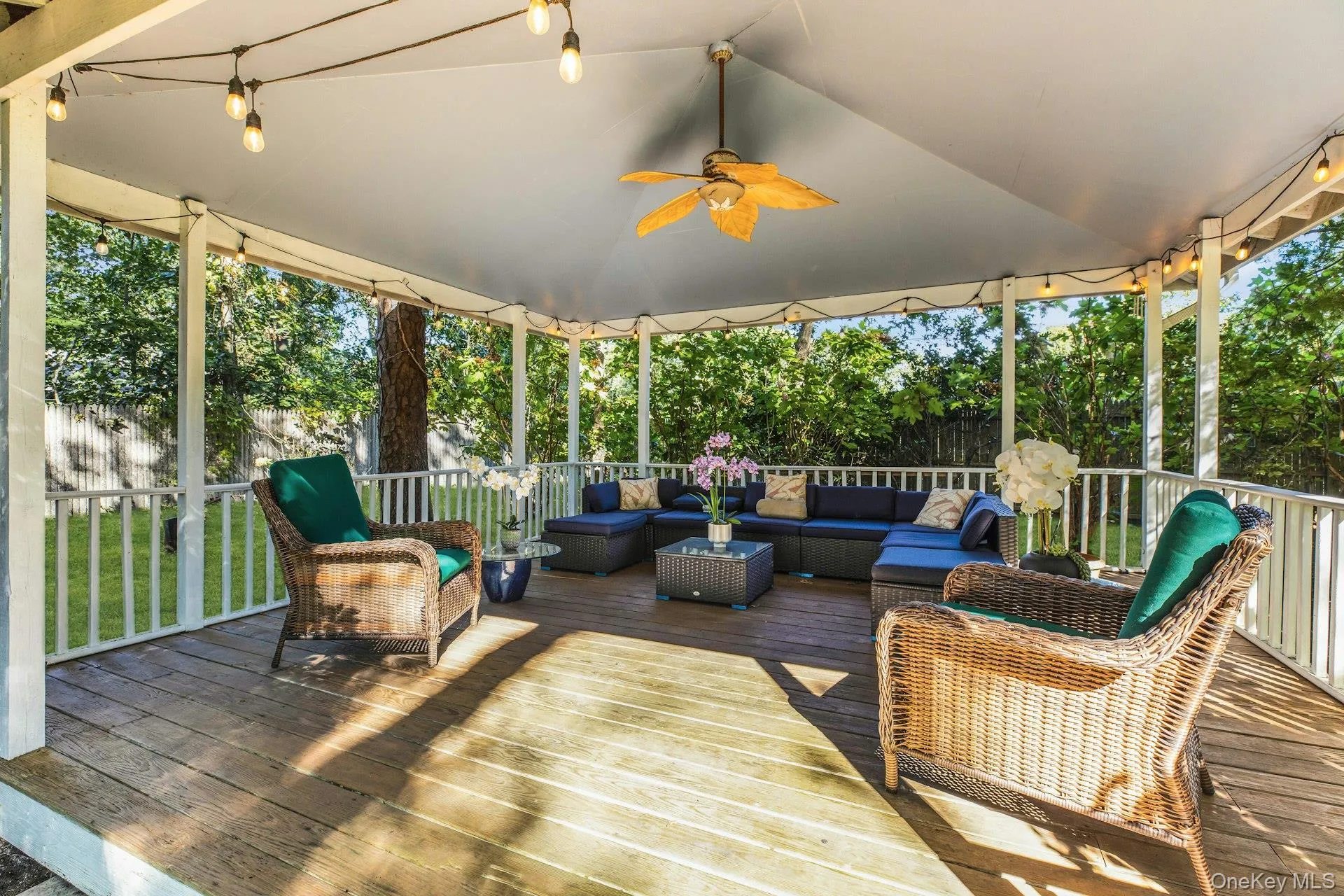 111 Bay Avenue, Southampton, NY, 3 Bedrooms Bedrooms, 6 Rooms Rooms,2 BathroomsBathrooms,Residential,For Rent,Bay,0,1056359 111 Bay Avenue, Southampton, NY, 3 Bedrooms Bedrooms, 6 Rooms Rooms,2 BathroomsBathrooms,Residential,For Rent,Bay,0,1056359