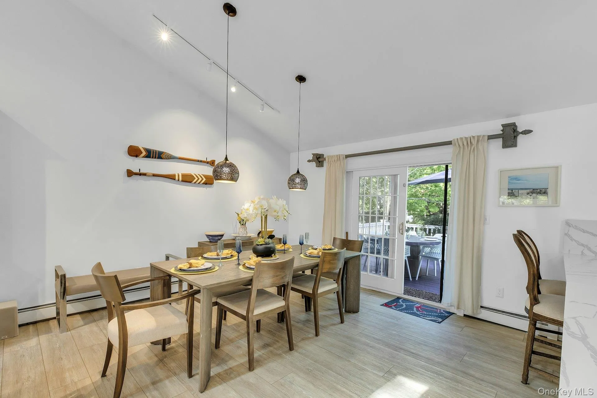 111 Bay Avenue, Southampton, NY, 3 Bedrooms Bedrooms, 6 Rooms Rooms,2 BathroomsBathrooms,Residential,For Rent,Bay,0,1056359 111 Bay Avenue, Southampton, NY, 3 Bedrooms Bedrooms, 6 Rooms Rooms,2 BathroomsBathrooms,Residential,For Rent,Bay,0,1056359
