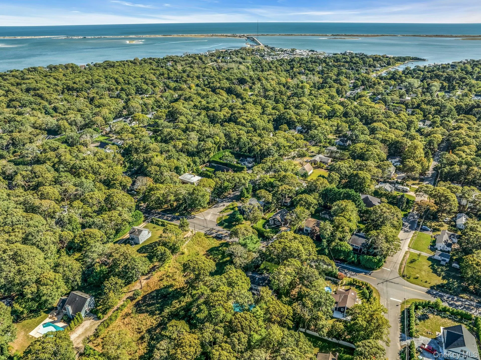 111 Bay Avenue, Southampton, NY, 3 Bedrooms Bedrooms, 6 Rooms Rooms,2 BathroomsBathrooms,Residential,For Rent,Bay,0,1056359 111 Bay Avenue, Southampton, NY, 3 Bedrooms Bedrooms, 6 Rooms Rooms,2 BathroomsBathrooms,Residential,For Rent,Bay,0,1056359