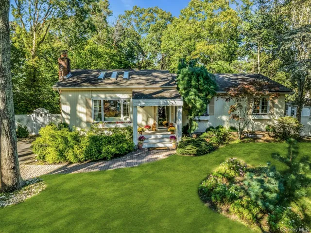 111 Bay Ave East Avenue, Southampton, New York 11946