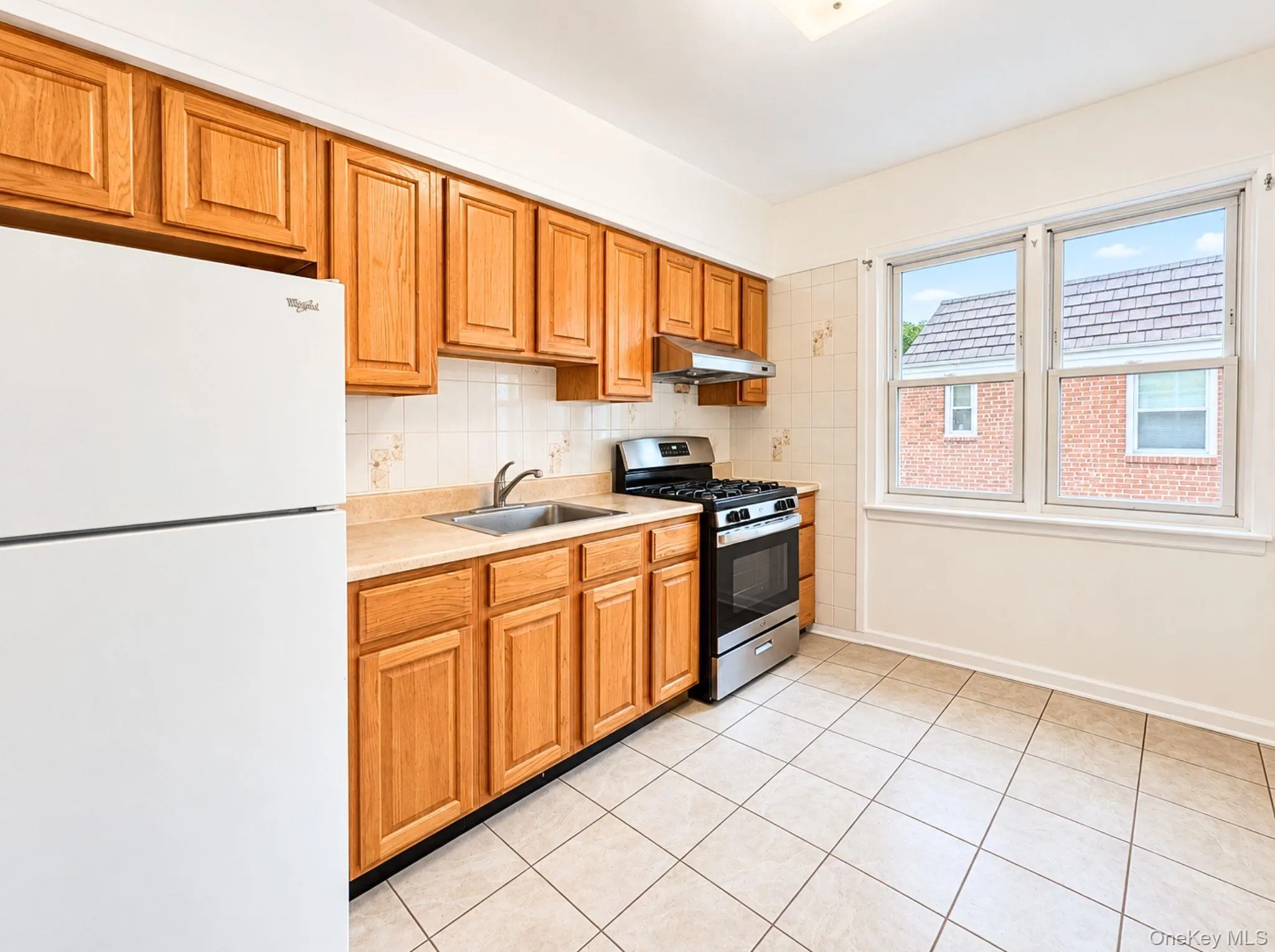 73-27 198th Street, New York, NY, 2 Bedrooms Bedrooms, 5 Rooms Rooms,1 BathroomBathrooms,Residential Lease,For Rent,198th,0,1056362 73-27 198th Street, New York, NY, 2 Bedrooms Bedrooms, 5 Rooms Rooms,1 BathroomBathrooms,Residential Lease,For Rent,198th,0,1056362