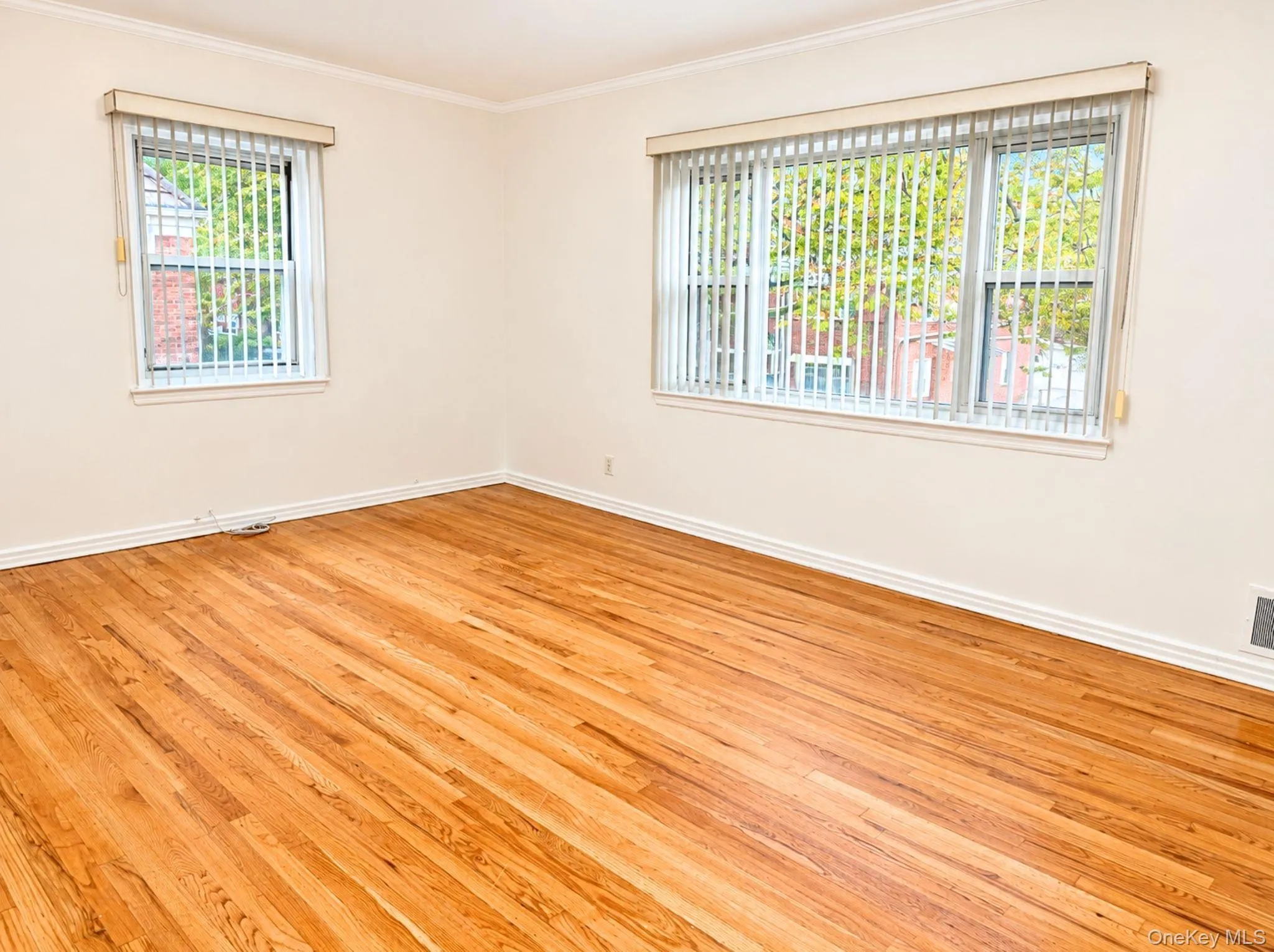 73-27 198th Street, New York, NY, 2 Bedrooms Bedrooms, 5 Rooms Rooms,1 BathroomBathrooms,Residential Lease,For Rent,198th,0,1056362 73-27 198th Street, New York, NY, 2 Bedrooms Bedrooms, 5 Rooms Rooms,1 BathroomBathrooms,Residential Lease,For Rent,198th,0,1056362