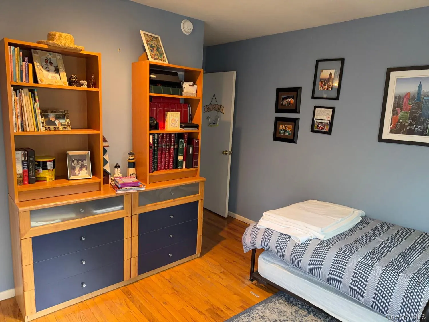 3473 Hawthorne Drive, Hempstead, NY, 3 Bedrooms Bedrooms, 7 Rooms Rooms,1 BathroomBathrooms,Residential,For Rent,Hawthorne,0,1056367 3473 Hawthorne Drive, Hempstead, NY, 3 Bedrooms Bedrooms, 7 Rooms Rooms,1 BathroomBathrooms,Residential,For Rent,Hawthorne,0,1056367
