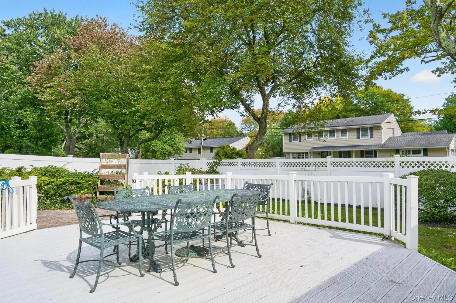 39 Drohan Street, Huntington, NY, 4 Bedrooms Bedrooms, 8 Rooms Rooms,2 BathroomsBathrooms,Residential,For Rent,Drohan,0,1056376 39 Drohan Street, Huntington, NY, 4 Bedrooms Bedrooms, 8 Rooms Rooms,2 BathroomsBathrooms,Residential,For Rent,Drohan,0,1056376