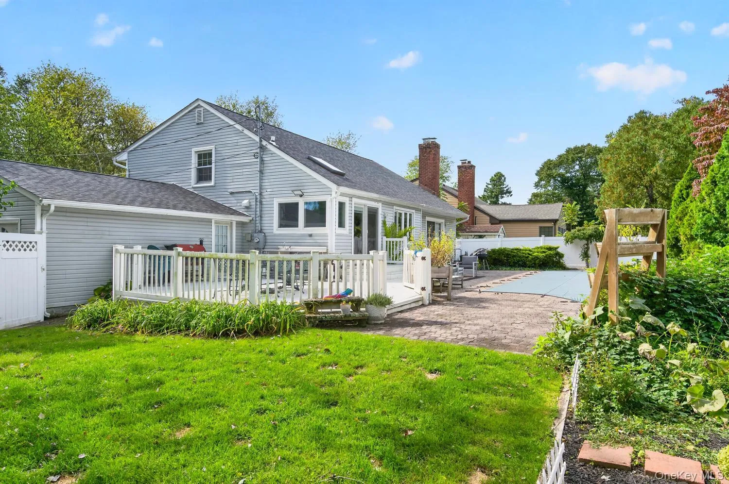 39 Drohan Street, Huntington, NY, 4 Bedrooms Bedrooms, 8 Rooms Rooms,2 BathroomsBathrooms,Residential,For Rent,Drohan,0,1056376 39 Drohan Street, Huntington, NY, 4 Bedrooms Bedrooms, 8 Rooms Rooms,2 BathroomsBathrooms,Residential,For Rent,Drohan,0,1056376