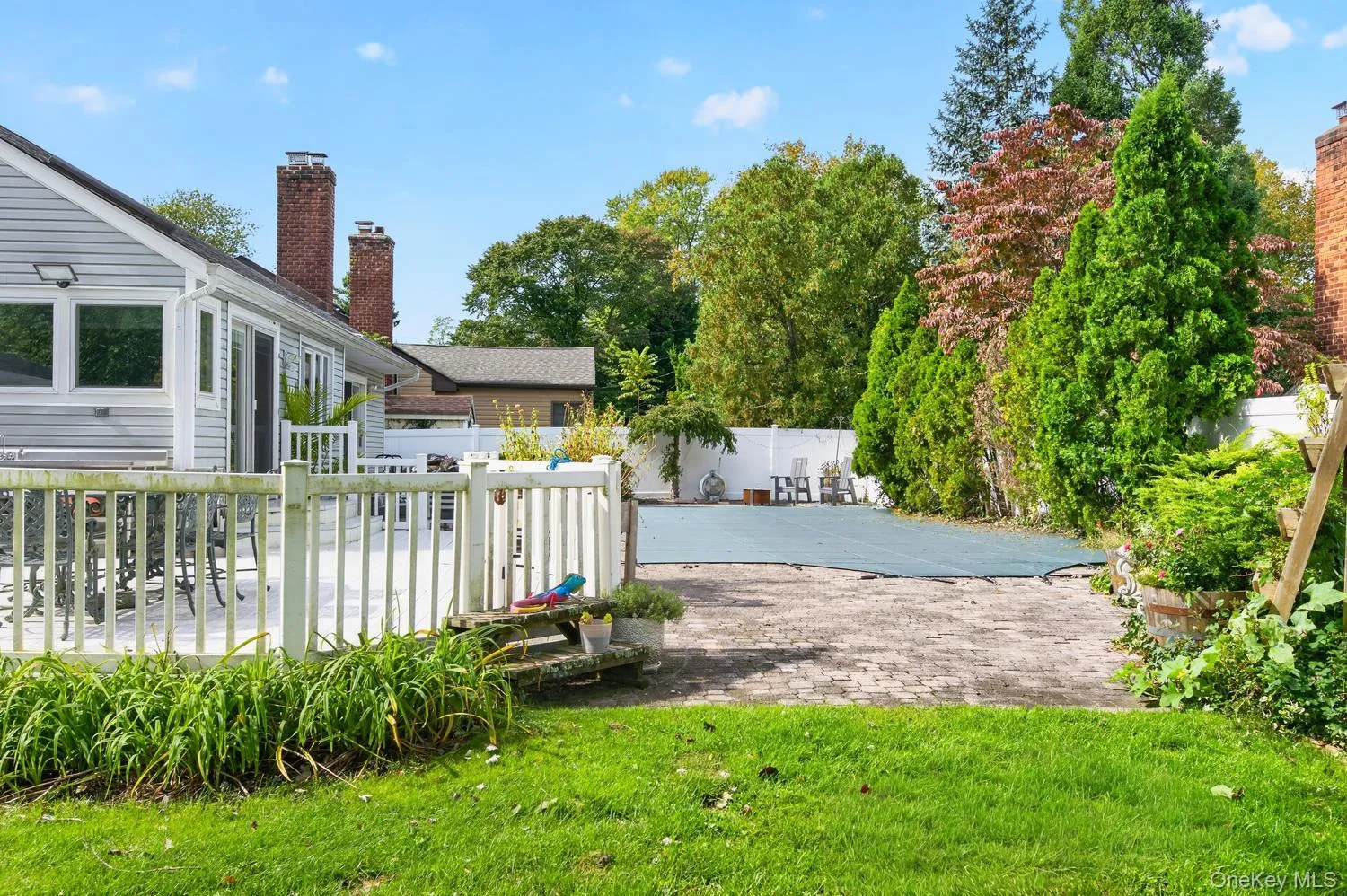39 Drohan Street, Huntington, NY, 4 Bedrooms Bedrooms, 8 Rooms Rooms,2 BathroomsBathrooms,Residential,For Rent,Drohan,0,1056376 39 Drohan Street, Huntington, NY, 4 Bedrooms Bedrooms, 8 Rooms Rooms,2 BathroomsBathrooms,Residential,For Rent,Drohan,0,1056376