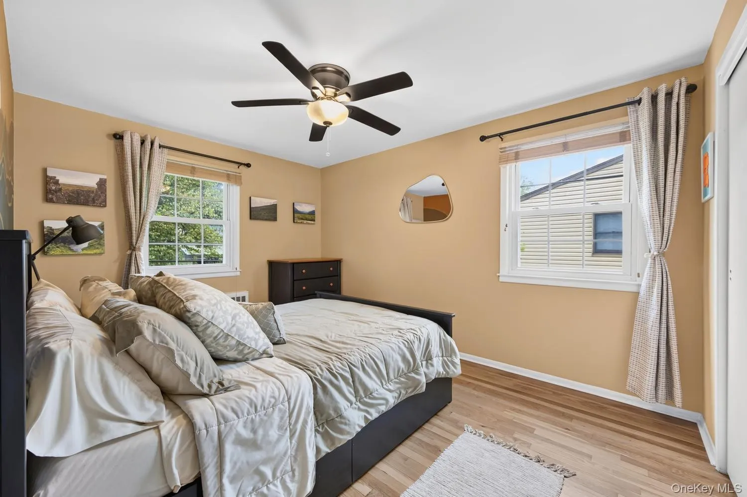 39 Drohan Street, Huntington, NY, 4 Bedrooms Bedrooms, 8 Rooms Rooms,2 BathroomsBathrooms,Residential,For Rent,Drohan,0,1056376 39 Drohan Street, Huntington, NY, 4 Bedrooms Bedrooms, 8 Rooms Rooms,2 BathroomsBathrooms,Residential,For Rent,Drohan,0,1056376