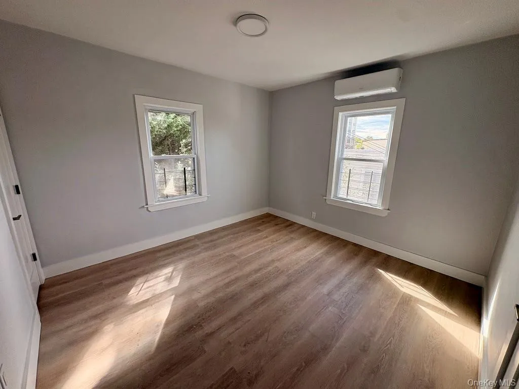 2 Culver Street, Yonkers, NY, 3 Bedroom Bedrooms, 6 Room Rooms,1 BathroomBathrooms,Residential Lease,For Rent,Culver,0,1056379 2 Culver Street, Yonkers, NY, 3 Bedroom Bedrooms, 6 Room Rooms,1 BathroomBathrooms,Residential Lease,For Rent,Culver,0,1056379