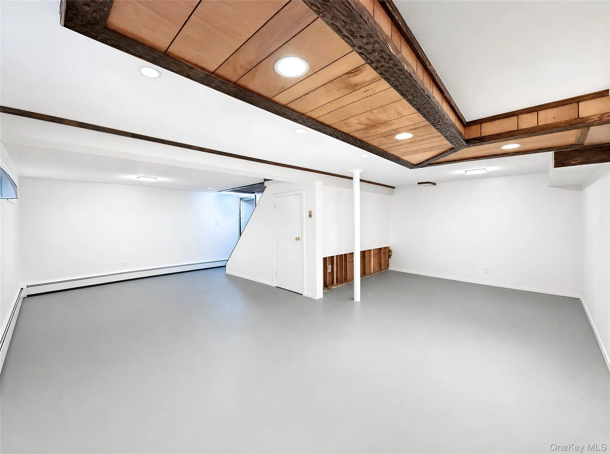 78 Gates Avenue, Hempstead, NY, 4 Bedrooms Bedrooms, 9 Rooms Rooms,2 BathroomsBathrooms,Residential,For Rent,Gates,0,1056384 78 Gates Avenue, Hempstead, NY, 4 Bedrooms Bedrooms, 9 Rooms Rooms,2 BathroomsBathrooms,Residential,For Rent,Gates,0,1056384