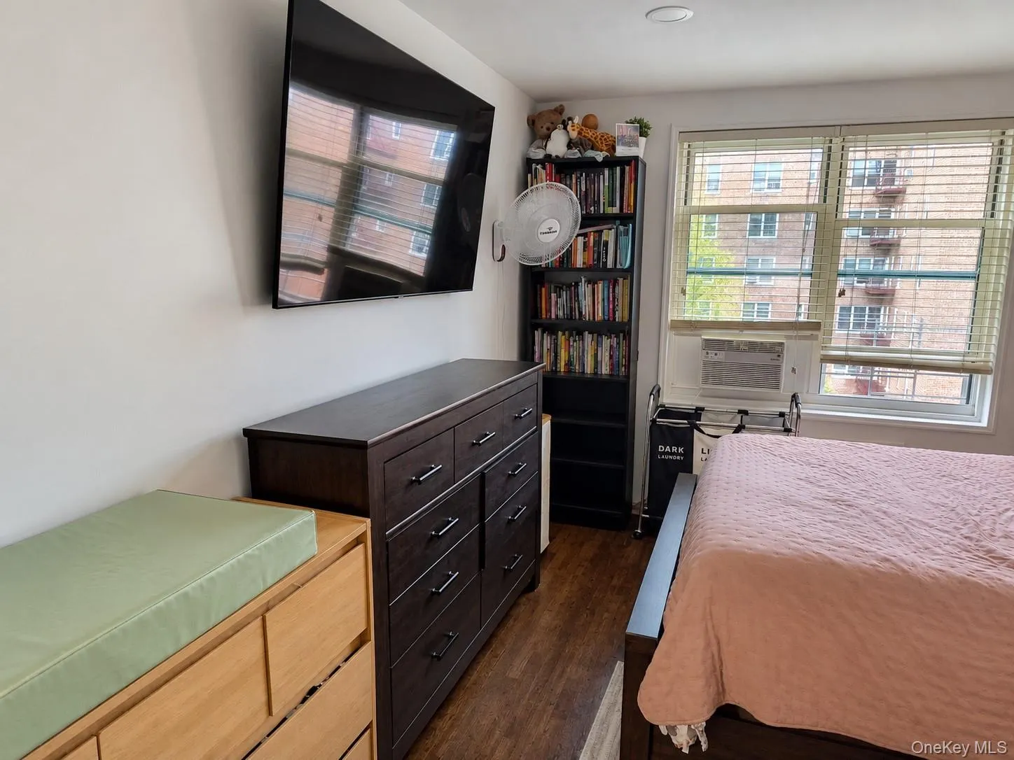 1304 Midland Avenue, Yonkers, NY, 1 Bedroom Bedrooms, 3 Rooms Rooms,1 BathroomBathrooms,Residential,For Rent,Midland,0,1056396 1304 Midland Avenue, Yonkers, NY, 1 Bedroom Bedrooms, 3 Rooms Rooms,1 BathroomBathrooms,Residential,For Rent,Midland,0,1056396