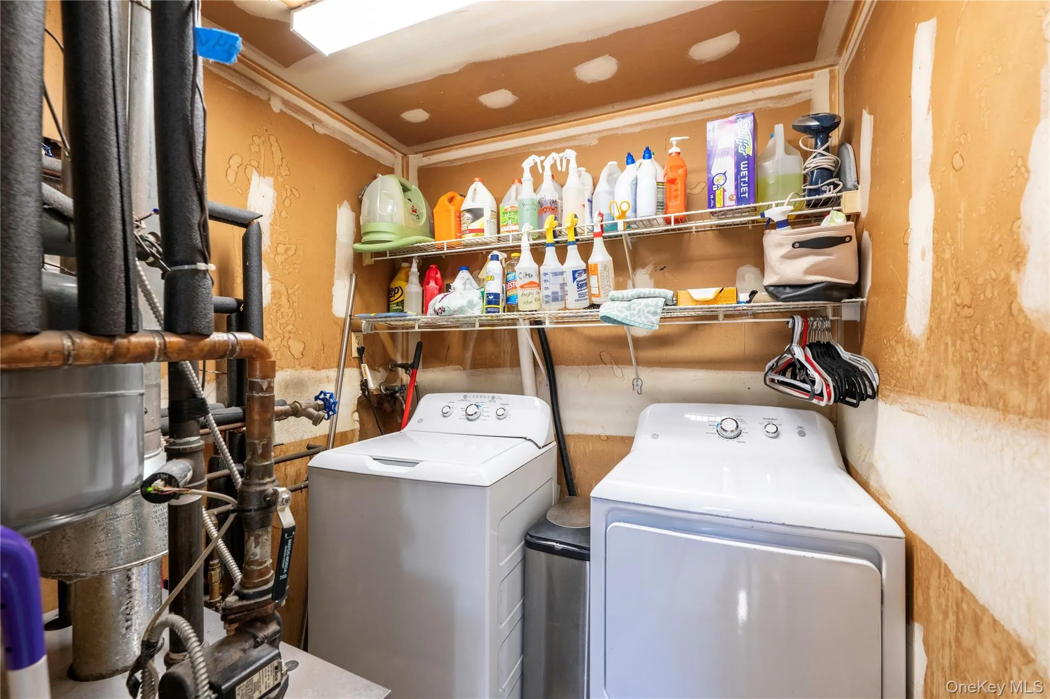36 Baldwin Drive, Wappinger, NY, 3 Bedrooms Bedrooms, 7 Rooms Rooms,1 BathroomBathrooms,Residential,For Rent,Baldwin,0,1056398 36 Baldwin Drive, Wappinger, NY, 3 Bedrooms Bedrooms, 7 Rooms Rooms,1 BathroomBathrooms,Residential,For Rent,Baldwin,0,1056398