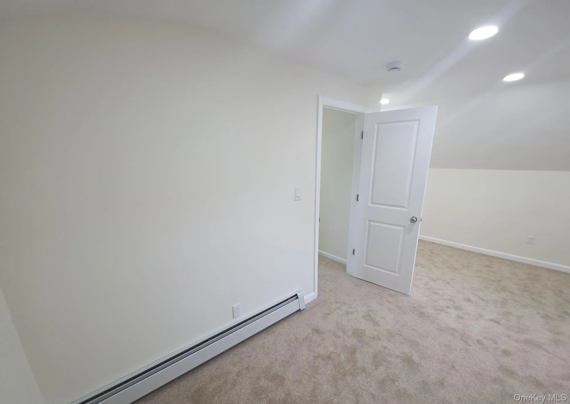 200 Raff Avenue, Hempstead, NY, 5 Bedrooms Bedrooms, 7 Rooms Rooms,2 BathroomsBathrooms,Residential,For Rent,Raff,0,1056403 200 Raff Avenue, Hempstead, NY, 5 Bedrooms Bedrooms, 7 Rooms Rooms,2 BathroomsBathrooms,Residential,For Rent,Raff,0,1056403