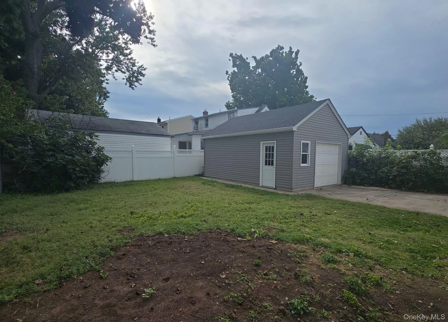 200 Raff Avenue, Hempstead, NY, 5 Bedrooms Bedrooms, 7 Rooms Rooms,2 BathroomsBathrooms,Residential,For Rent,Raff,0,1056403 200 Raff Avenue, Hempstead, NY, 5 Bedrooms Bedrooms, 7 Rooms Rooms,2 BathroomsBathrooms,Residential,For Rent,Raff,0,1056403