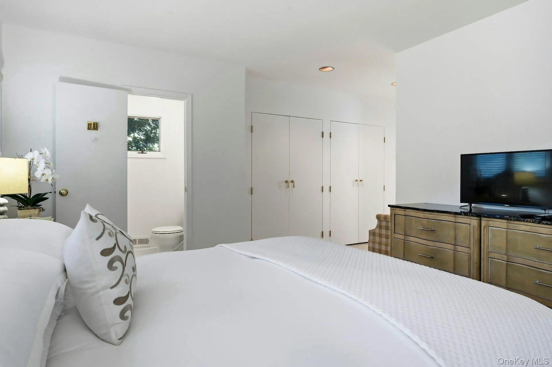 55 Southfield Road, Glen Cove, NY, 3 Bedrooms Bedrooms, 10 Rooms Rooms,2 BathroomsBathrooms,Residential,For Rent,Southfield,0,1056404 55 Southfield Road, Glen Cove, NY, 3 Bedrooms Bedrooms, 10 Rooms Rooms,2 BathroomsBathrooms,Residential,For Rent,Southfield,0,1056404