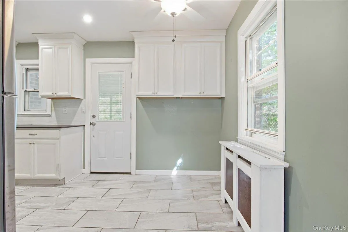 247-41 87th Drive, New York, NY, 2 Bedrooms Bedrooms, 5 Rooms Rooms,2 BathroomsBathrooms,Residential,For Rent,87th,0,1056408 247-41 87th Drive, New York, NY, 2 Bedrooms Bedrooms, 5 Rooms Rooms,2 BathroomsBathrooms,Residential,For Rent,87th,0,1056408
