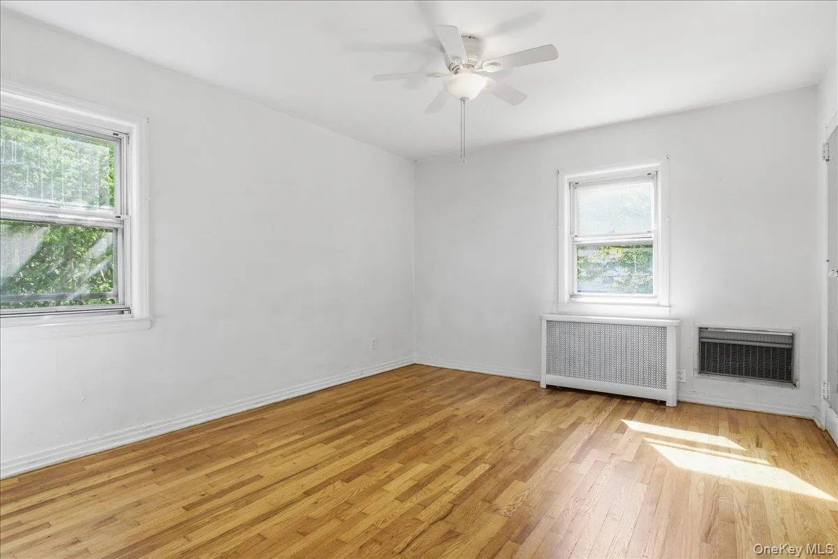 247-41 87th Drive, New York, NY, 2 Bedrooms Bedrooms, 5 Rooms Rooms,2 BathroomsBathrooms,Residential,For Rent,87th,0,1056408 247-41 87th Drive, New York, NY, 2 Bedrooms Bedrooms, 5 Rooms Rooms,2 BathroomsBathrooms,Residential,For Rent,87th,0,1056408