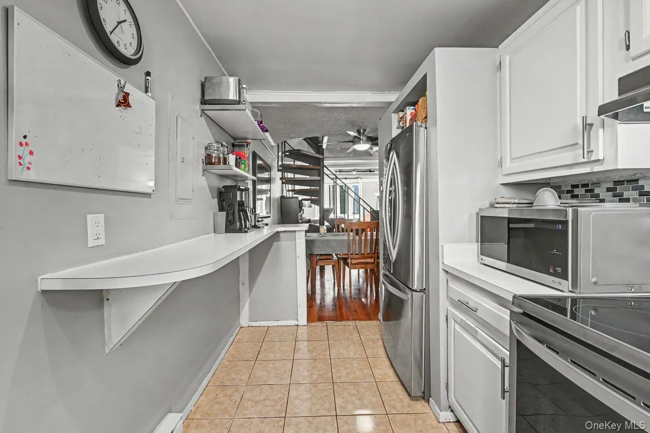 1200 Warburton Avenue, Yonkers, NY, 2 Bedrooms Bedrooms, 5 Rooms Rooms,2 BathroomsBathrooms,Residential,For Rent,Warburton,0,1056411 1200 Warburton Avenue, Yonkers, NY, 2 Bedrooms Bedrooms, 5 Rooms Rooms,2 BathroomsBathrooms,Residential,For Rent,Warburton,0,1056411