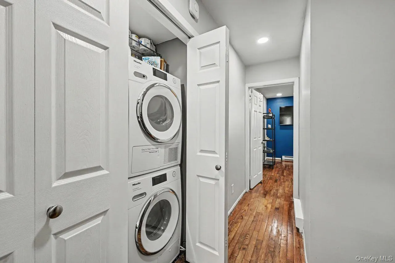 1200 Warburton Avenue, Yonkers, NY, 2 Bedrooms Bedrooms, 5 Rooms Rooms,2 BathroomsBathrooms,Residential,For Rent,Warburton,0,1056411 1200 Warburton Avenue, Yonkers, NY, 2 Bedrooms Bedrooms, 5 Rooms Rooms,2 BathroomsBathrooms,Residential,For Rent,Warburton,0,1056411