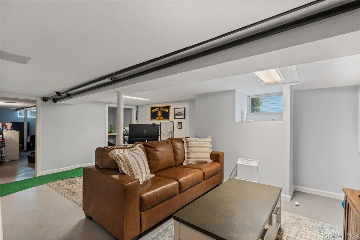 35 Saint Marks Avenue, Hempstead, NY, 3 Bedrooms Bedrooms, 6 Rooms Rooms,1 BathroomBathrooms,Residential,For Rent,Saint Marks,0,1056417 35 Saint Marks Avenue, Hempstead, NY, 3 Bedrooms Bedrooms, 6 Rooms Rooms,1 BathroomBathrooms,Residential,For Rent,Saint Marks,0,1056417