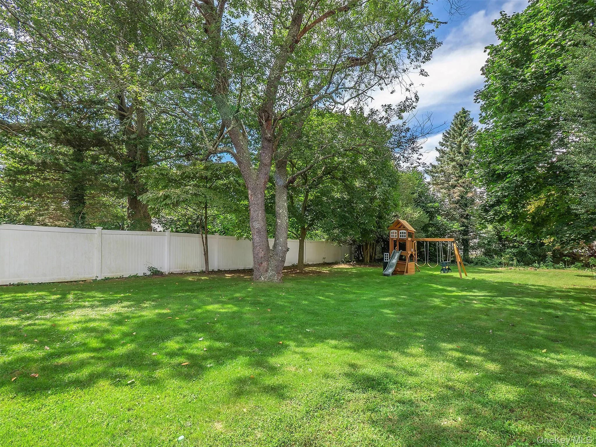 531 5th Street, Huntington, NY, 4 Bedrooms Bedrooms, 9 Rooms Rooms,1 BathroomBathrooms,Residential,For Rent,5th,0,1056421 531 5th Street, Huntington, NY, 4 Bedrooms Bedrooms, 9 Rooms Rooms,1 BathroomBathrooms,Residential,For Rent,5th,0,1056421