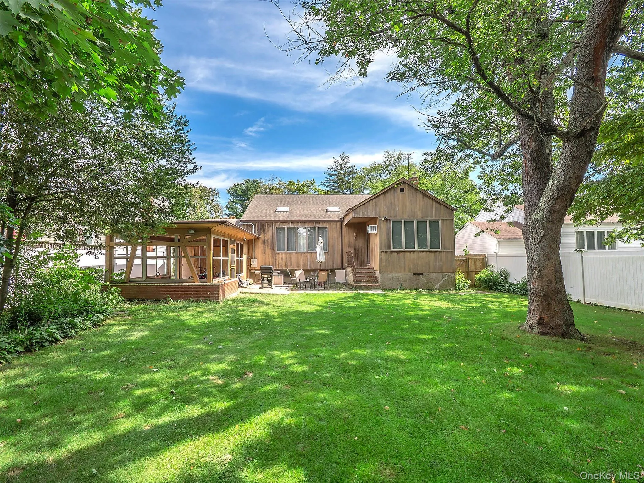 531 5th Street, Huntington, NY, 4 Bedrooms Bedrooms, 9 Rooms Rooms,1 BathroomBathrooms,Residential,For Rent,5th,0,1056421 531 5th Street, Huntington, NY, 4 Bedrooms Bedrooms, 9 Rooms Rooms,1 BathroomBathrooms,Residential,For Rent,5th,0,1056421
