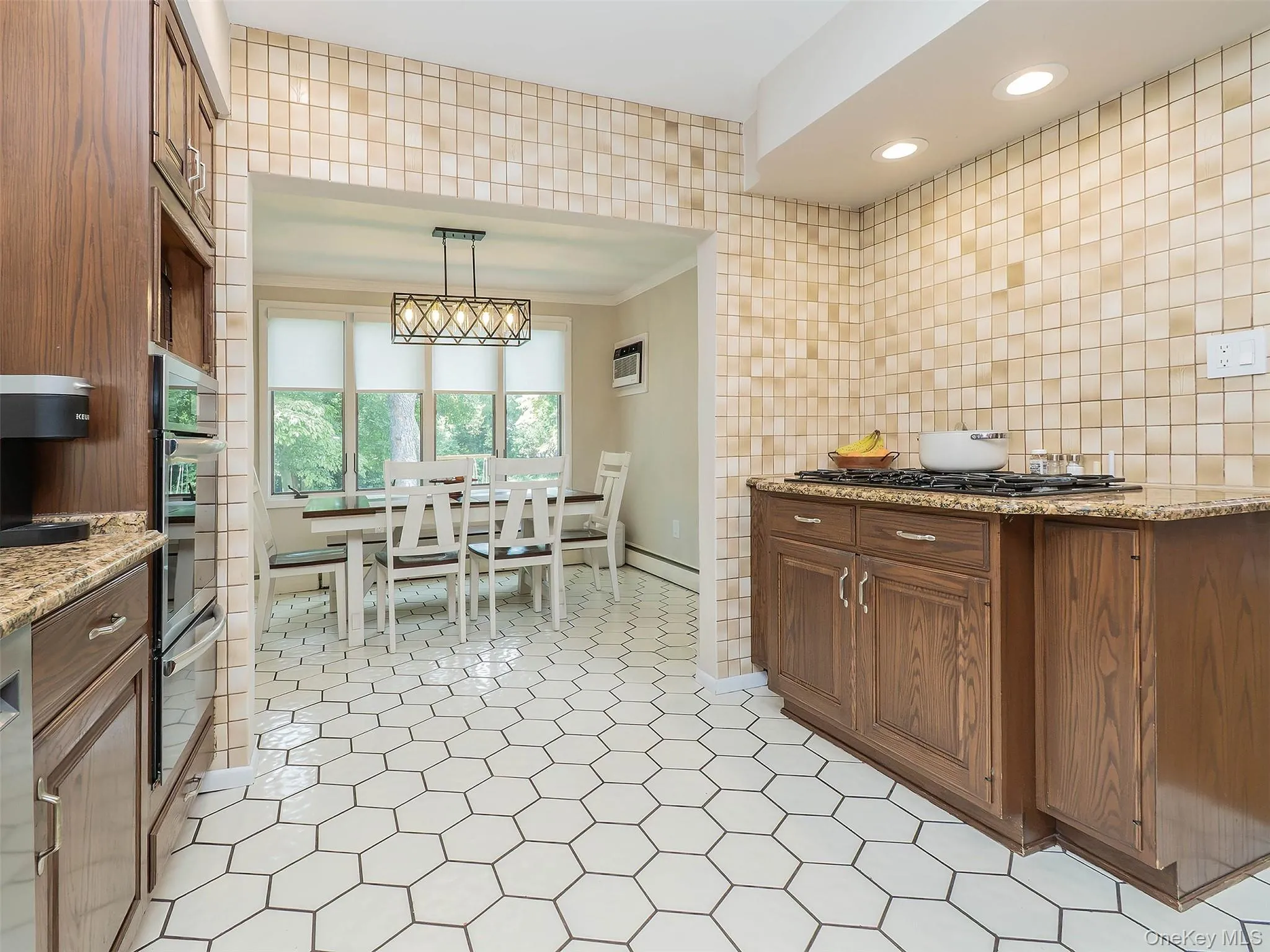 531 5th Street, Huntington, NY, 4 Bedrooms Bedrooms, 9 Rooms Rooms,1 BathroomBathrooms,Residential,For Rent,5th,0,1056421 531 5th Street, Huntington, NY, 4 Bedrooms Bedrooms, 9 Rooms Rooms,1 BathroomBathrooms,Residential,For Rent,5th,0,1056421