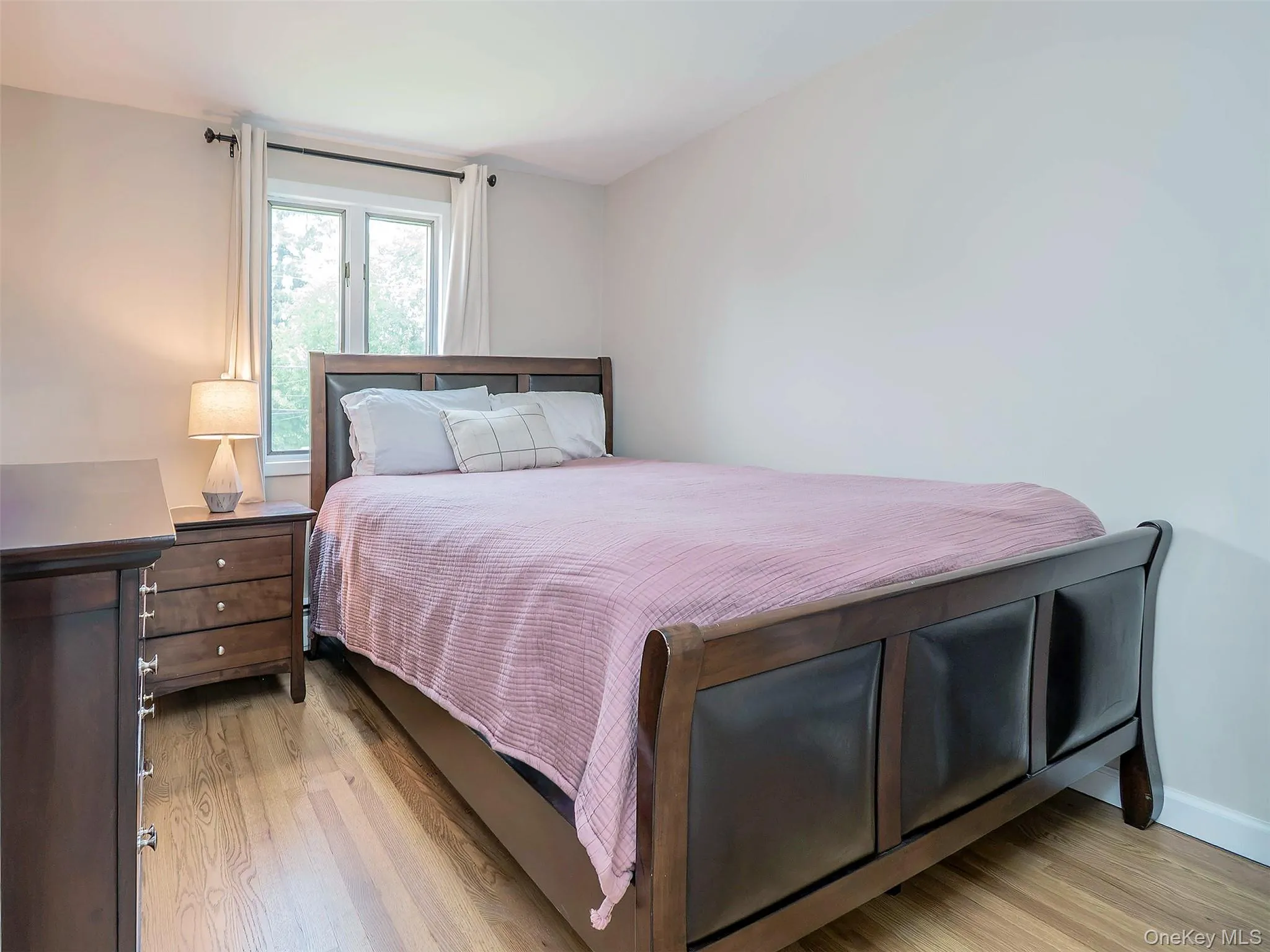531 5th Street, Huntington, NY, 4 Bedrooms Bedrooms, 9 Rooms Rooms,1 BathroomBathrooms,Residential,For Rent,5th,0,1056421 531 5th Street, Huntington, NY, 4 Bedrooms Bedrooms, 9 Rooms Rooms,1 BathroomBathrooms,Residential,For Rent,5th,0,1056421
