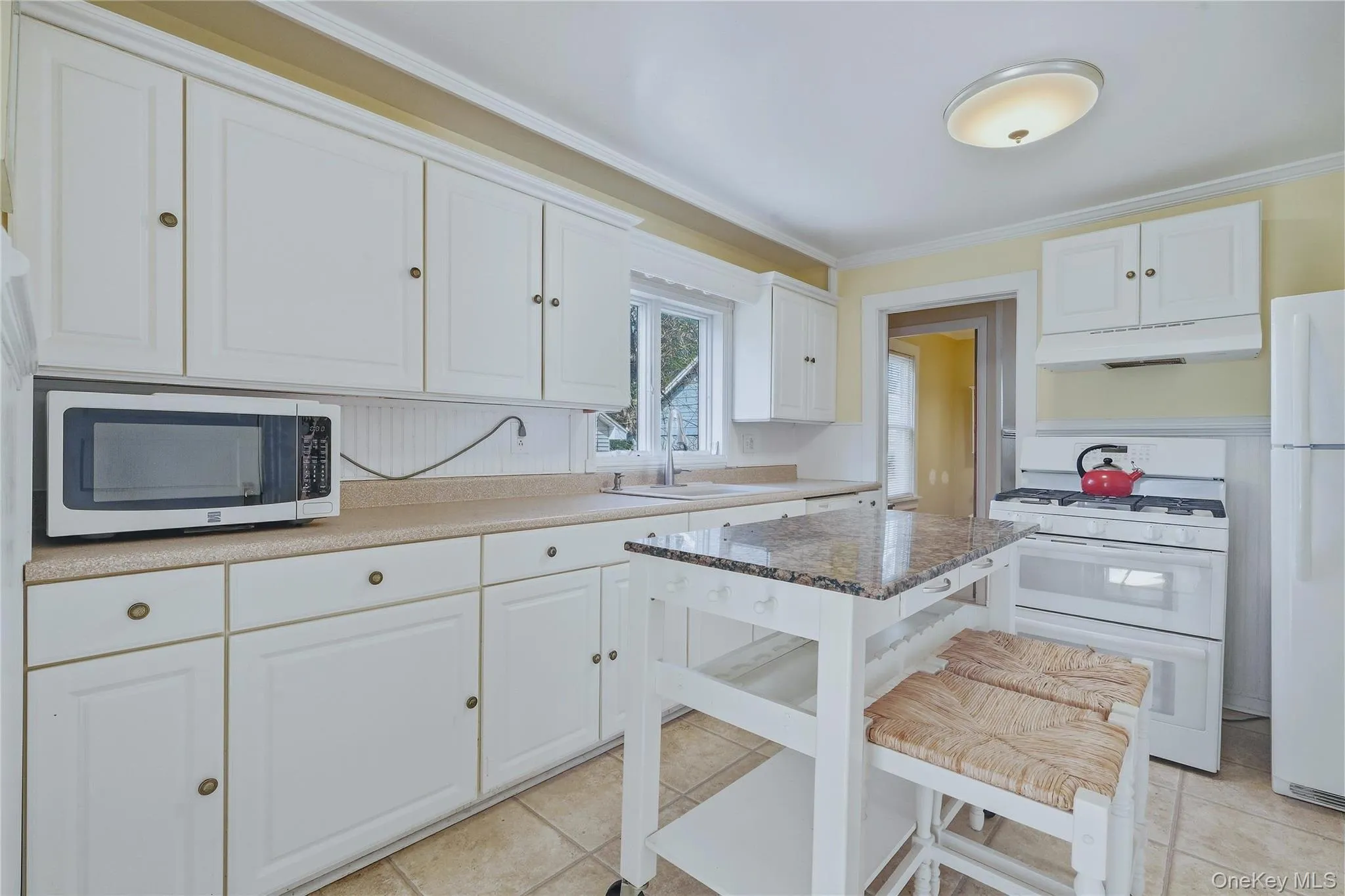 10 Linwood Place, Kingston, NY, 3 Bedrooms Bedrooms, 9 Rooms Rooms,1 BathroomBathrooms,Residential,For Rent,Linwood,0,1056424 10 Linwood Place, Kingston, NY, 3 Bedrooms Bedrooms, 9 Rooms Rooms,1 BathroomBathrooms,Residential,For Rent,Linwood,0,1056424