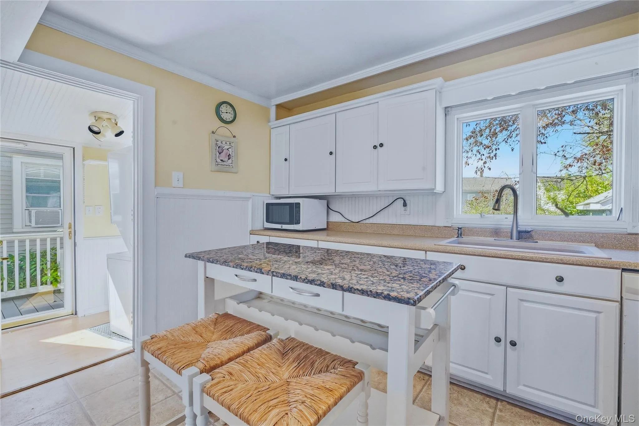 10 Linwood Place, Kingston, NY, 3 Bedrooms Bedrooms, 9 Rooms Rooms,1 BathroomBathrooms,Residential,For Rent,Linwood,0,1056424 10 Linwood Place, Kingston, NY, 3 Bedrooms Bedrooms, 9 Rooms Rooms,1 BathroomBathrooms,Residential,For Rent,Linwood,0,1056424