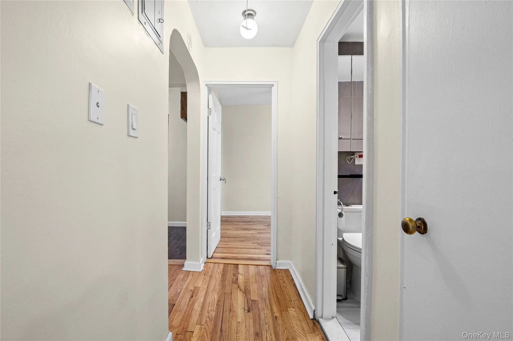 73-07 220th Street, New York, NY, 2 Bedrooms Bedrooms, 5 Rooms Rooms,1 BathroomBathrooms,Residential,For Rent,220th,0,1056425 73-07 220th Street, New York, NY, 2 Bedrooms Bedrooms, 5 Rooms Rooms,1 BathroomBathrooms,Residential,For Rent,220th,0,1056425