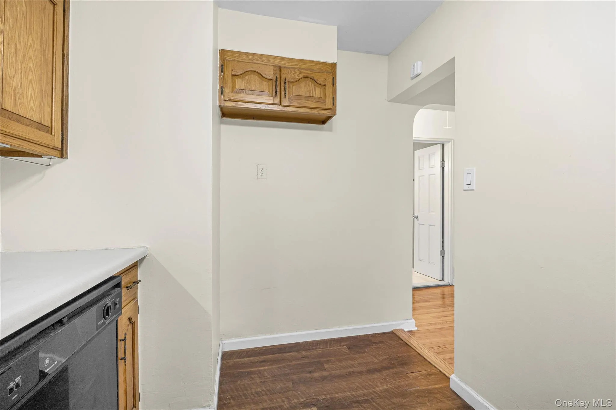 73-07 220th Street, New York, NY, 2 Bedrooms Bedrooms, 5 Rooms Rooms,1 BathroomBathrooms,Residential,For Rent,220th,0,1056425 73-07 220th Street, New York, NY, 2 Bedrooms Bedrooms, 5 Rooms Rooms,1 BathroomBathrooms,Residential,For Rent,220th,0,1056425