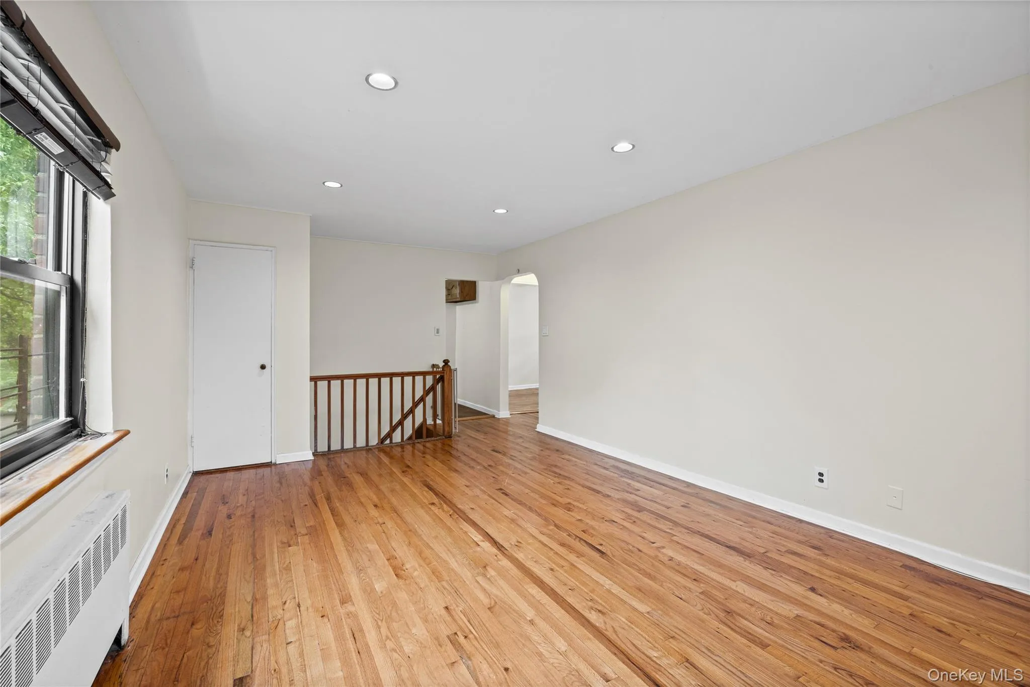 73-07 220th Street, New York, NY, 2 Bedrooms Bedrooms, 5 Rooms Rooms,1 BathroomBathrooms,Residential,For Rent,220th,0,1056425 73-07 220th Street, New York, NY, 2 Bedrooms Bedrooms, 5 Rooms Rooms,1 BathroomBathrooms,Residential,For Rent,220th,0,1056425