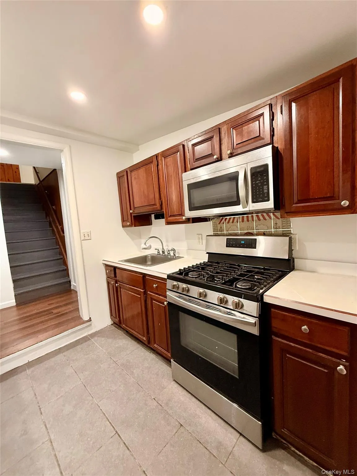1213 Union Avenue, Newburgh (town), NY, 1 Bedroom Bedrooms, 3 Rooms Rooms,1 BathroomBathrooms,Residential Lease,For Rent,Union,0,1056433 1213 Union Avenue, Newburgh (town), NY, 1 Bedroom Bedrooms, 3 Rooms Rooms,1 BathroomBathrooms,Residential Lease,For Rent,Union,0,1056433