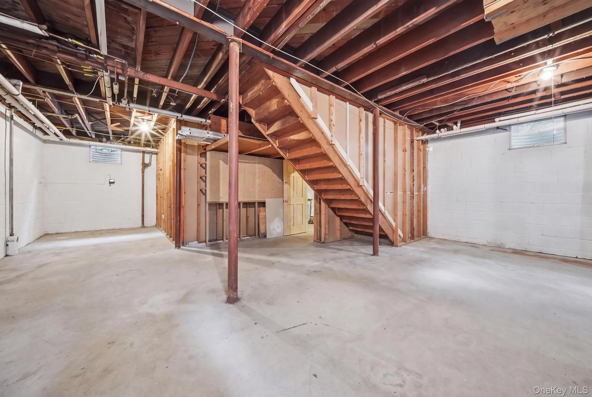 45 Tennyson Avenue, North Hempstead, NY, 6 Bedrooms Bedrooms, 15 Rooms Rooms,2 BathroomsBathrooms,Residential,For Rent,Tennyson,0,1056435 45 Tennyson Avenue, North Hempstead, NY, 6 Bedrooms Bedrooms, 15 Rooms Rooms,2 BathroomsBathrooms,Residential,For Rent,Tennyson,0,1056435