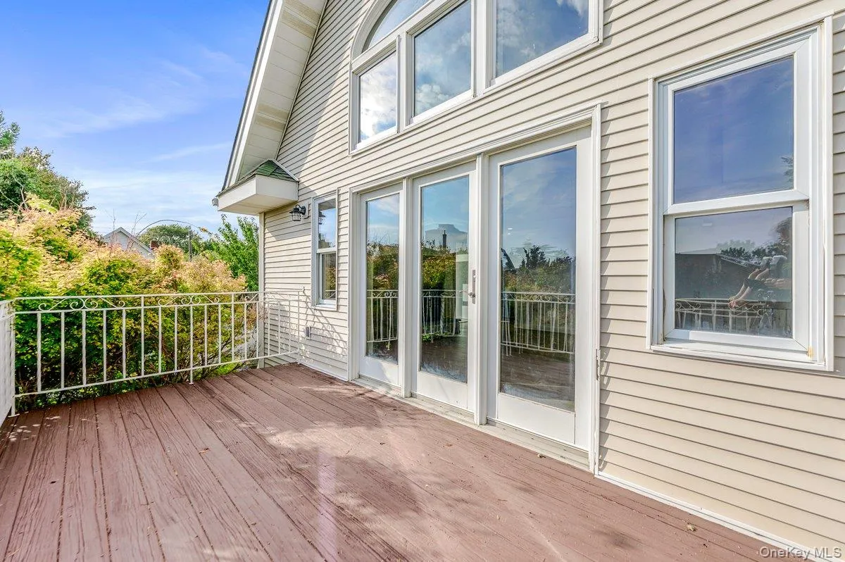 139 Coronado Street, Hempstead, NY, 4 Bedrooms Bedrooms, 8 Rooms Rooms,2 BathroomsBathrooms,Residential,For Rent,Coronado,0,1056437 139 Coronado Street, Hempstead, NY, 4 Bedrooms Bedrooms, 8 Rooms Rooms,2 BathroomsBathrooms,Residential,For Rent,Coronado,0,1056437