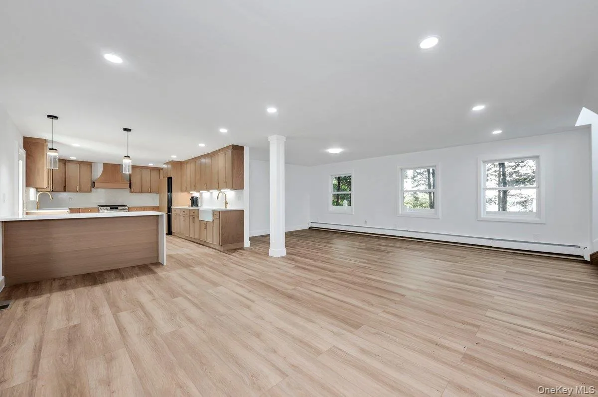 139 Coronado Street, Hempstead, NY, 4 Bedrooms Bedrooms, 8 Rooms Rooms,2 BathroomsBathrooms,Residential,For Rent,Coronado,0,1056437 139 Coronado Street, Hempstead, NY, 4 Bedrooms Bedrooms, 8 Rooms Rooms,2 BathroomsBathrooms,Residential,For Rent,Coronado,0,1056437