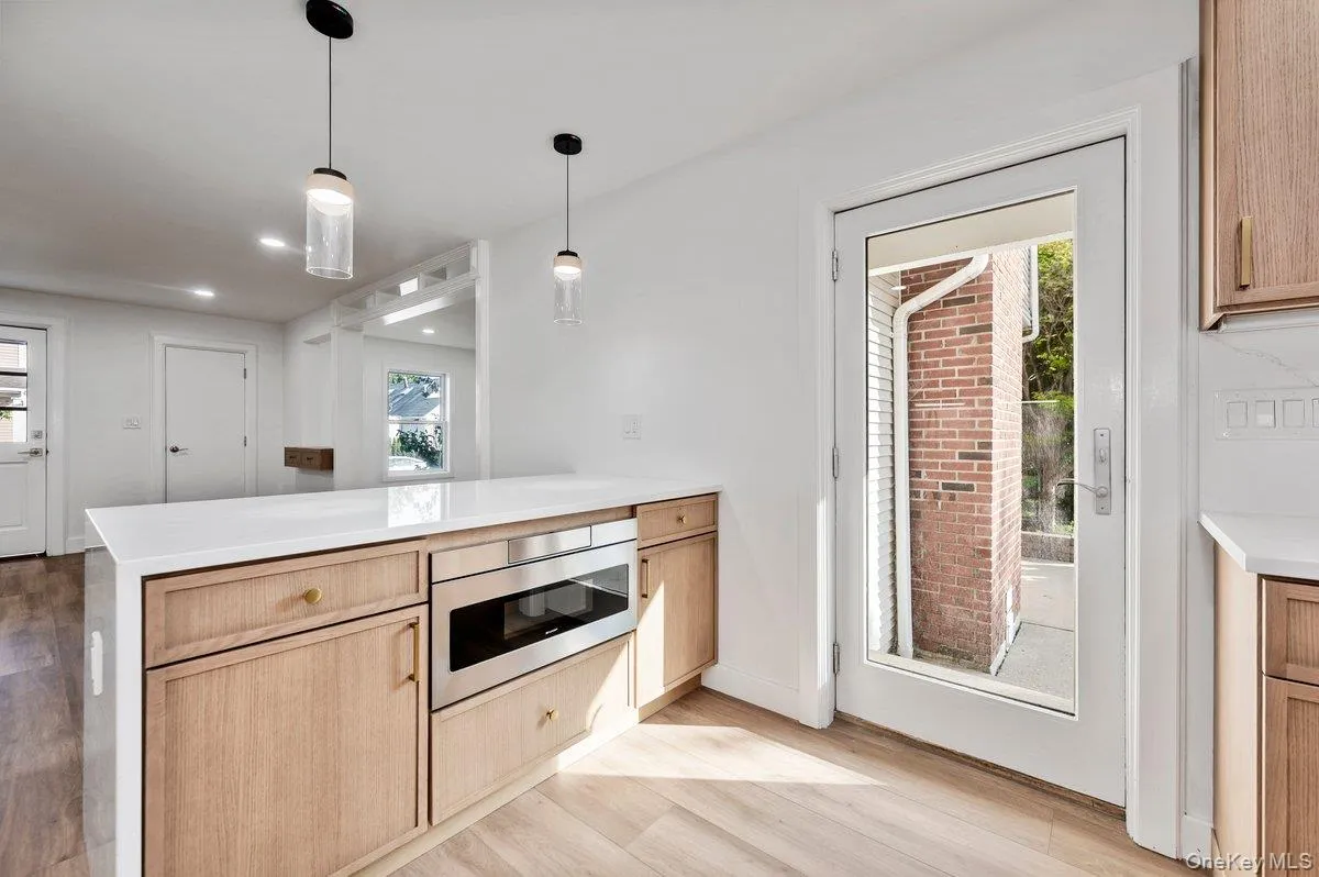 139 Coronado Street, Hempstead, NY, 4 Bedrooms Bedrooms, 8 Rooms Rooms,2 BathroomsBathrooms,Residential,For Rent,Coronado,0,1056437 139 Coronado Street, Hempstead, NY, 4 Bedrooms Bedrooms, 8 Rooms Rooms,2 BathroomsBathrooms,Residential,For Rent,Coronado,0,1056437