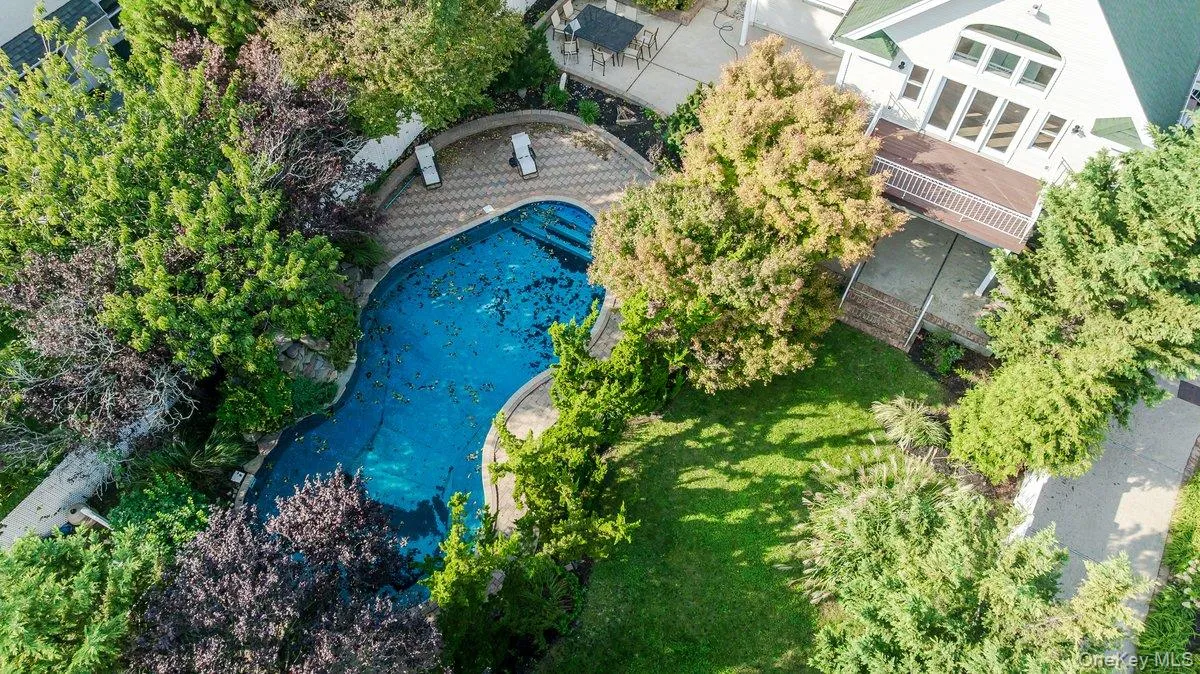 139 Coronado Street, Hempstead, NY, 4 Bedrooms Bedrooms, 8 Rooms Rooms,2 BathroomsBathrooms,Residential,For Rent,Coronado,0,1056437 139 Coronado Street, Hempstead, NY, 4 Bedrooms Bedrooms, 8 Rooms Rooms,2 BathroomsBathrooms,Residential,For Rent,Coronado,0,1056437