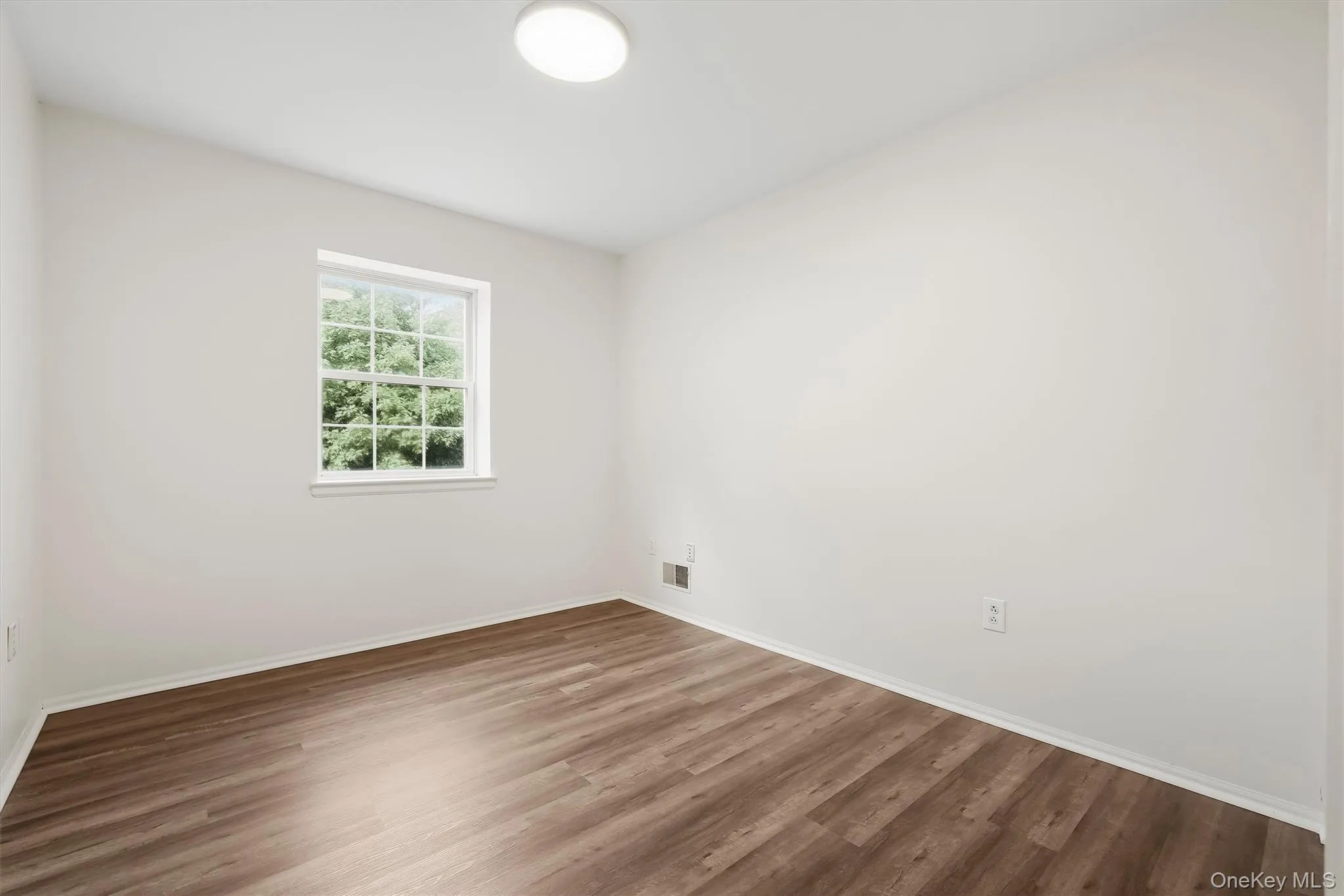 10-12 Chestnut Street, Ramapo, NY, 2 Bedroom Bedrooms, 7 Room Rooms,1 BathroomBathrooms,Residential Lease,For Rent,Chestnut,0,1056439 10-12 Chestnut Street, Ramapo, NY, 2 Bedroom Bedrooms, 7 Room Rooms,1 BathroomBathrooms,Residential Lease,For Rent,Chestnut,0,1056439