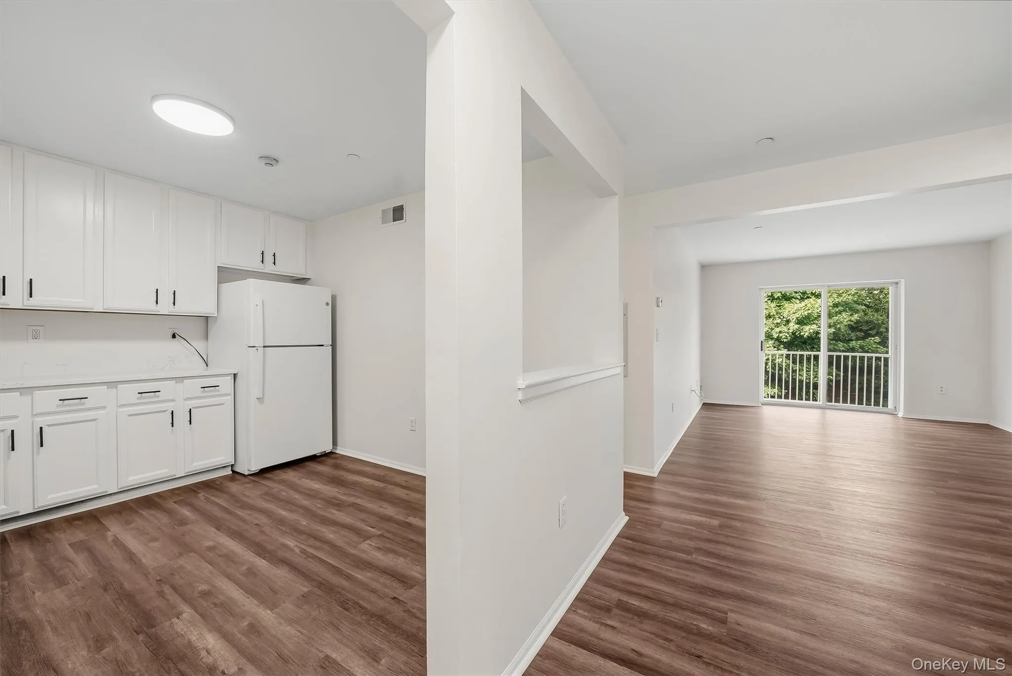 10-12 Chestnut Street, Ramapo, NY, 2 Bedroom Bedrooms, 7 Room Rooms,1 BathroomBathrooms,Residential Lease,For Rent,Chestnut,0,1056439 10-12 Chestnut Street, Ramapo, NY, 2 Bedroom Bedrooms, 7 Room Rooms,1 BathroomBathrooms,Residential Lease,For Rent,Chestnut,0,1056439