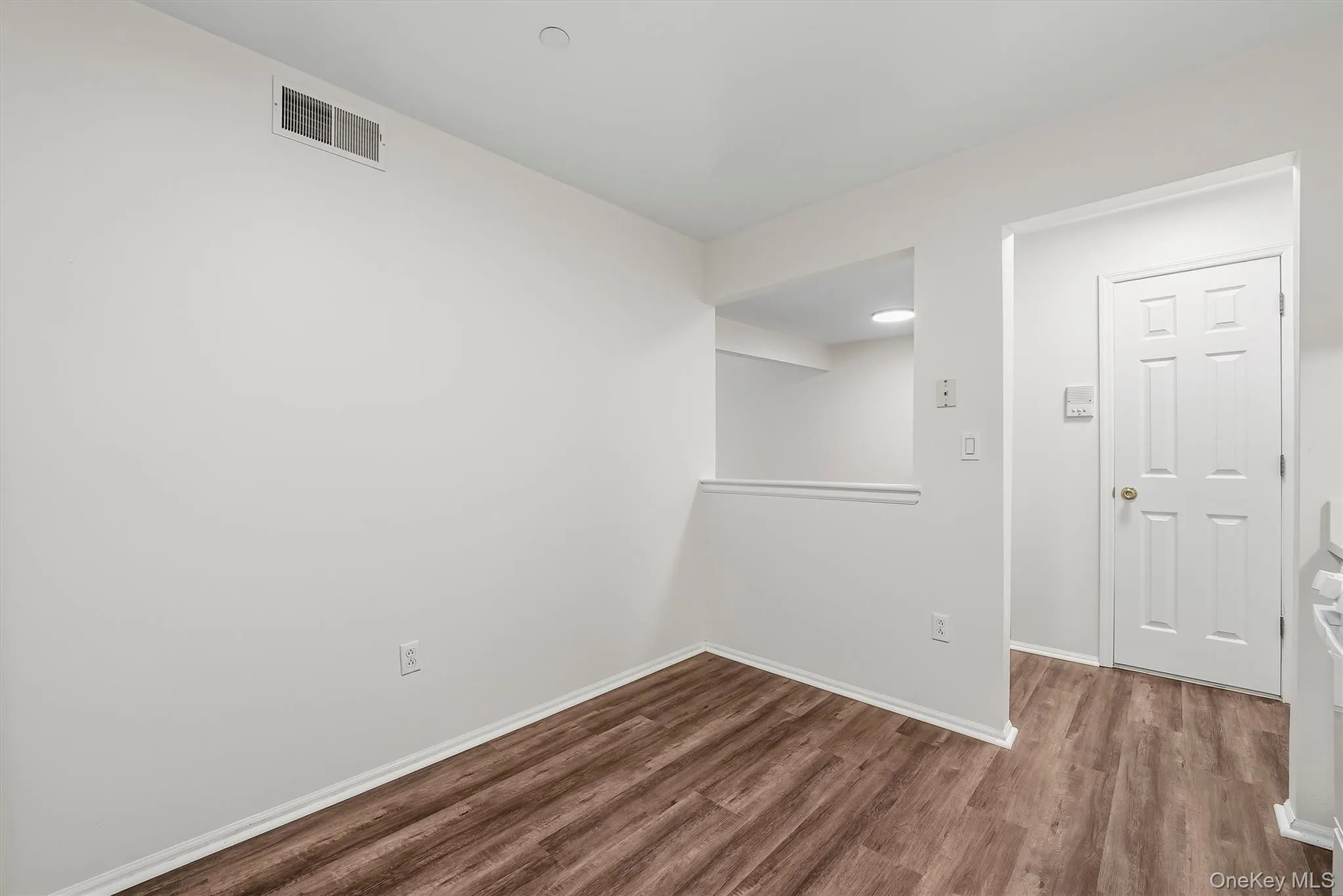 10-12 Chestnut Street, Ramapo, NY, 2 Bedroom Bedrooms, 7 Room Rooms,1 BathroomBathrooms,Residential Lease,For Rent,Chestnut,0,1056439 10-12 Chestnut Street, Ramapo, NY, 2 Bedroom Bedrooms, 7 Room Rooms,1 BathroomBathrooms,Residential Lease,For Rent,Chestnut,0,1056439