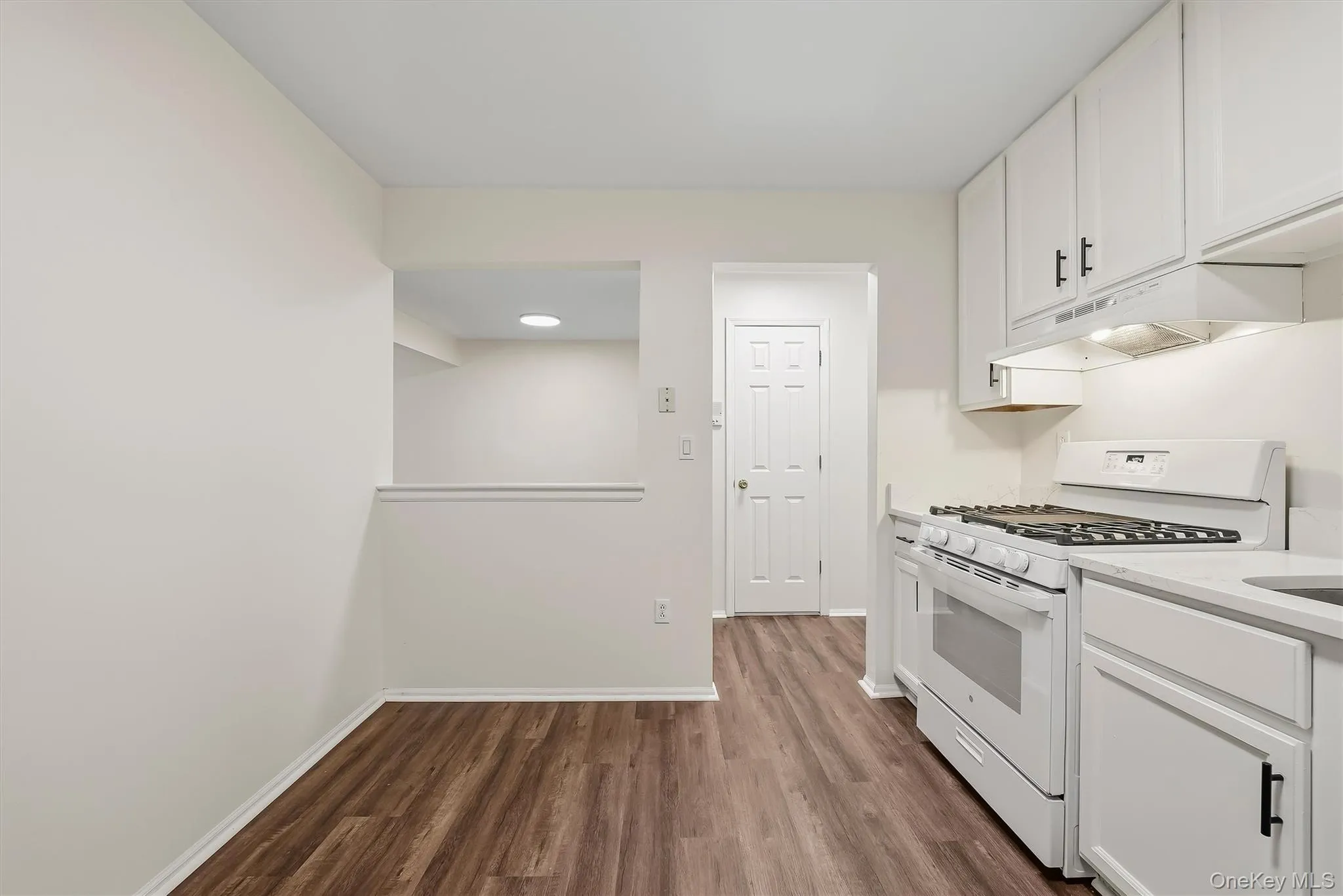 10-12 Chestnut Street, Ramapo, NY, 2 Bedroom Bedrooms, 7 Room Rooms,1 BathroomBathrooms,Residential Lease,For Rent,Chestnut,0,1056439 10-12 Chestnut Street, Ramapo, NY, 2 Bedroom Bedrooms, 7 Room Rooms,1 BathroomBathrooms,Residential Lease,For Rent,Chestnut,0,1056439